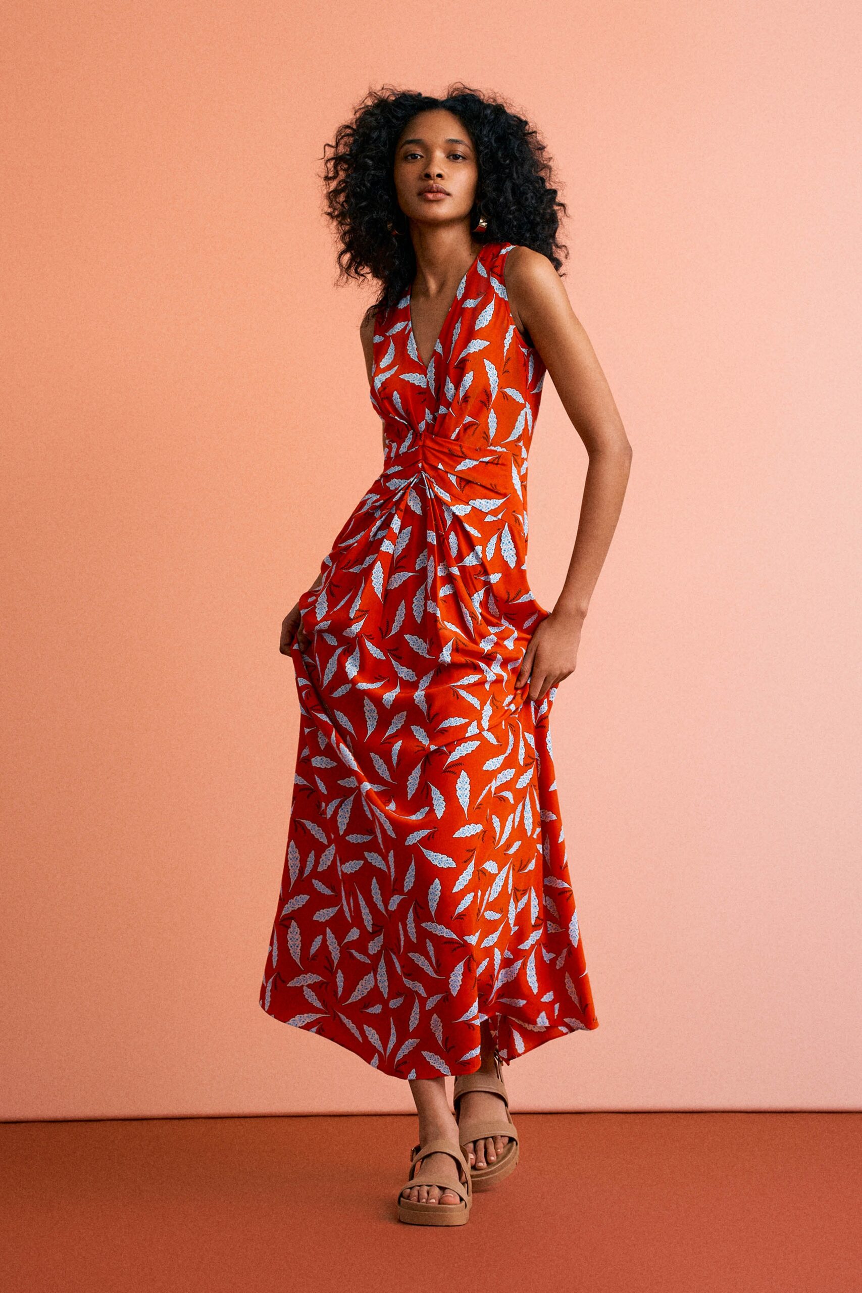 Diane von Furstenberg F/W 22 Look 10