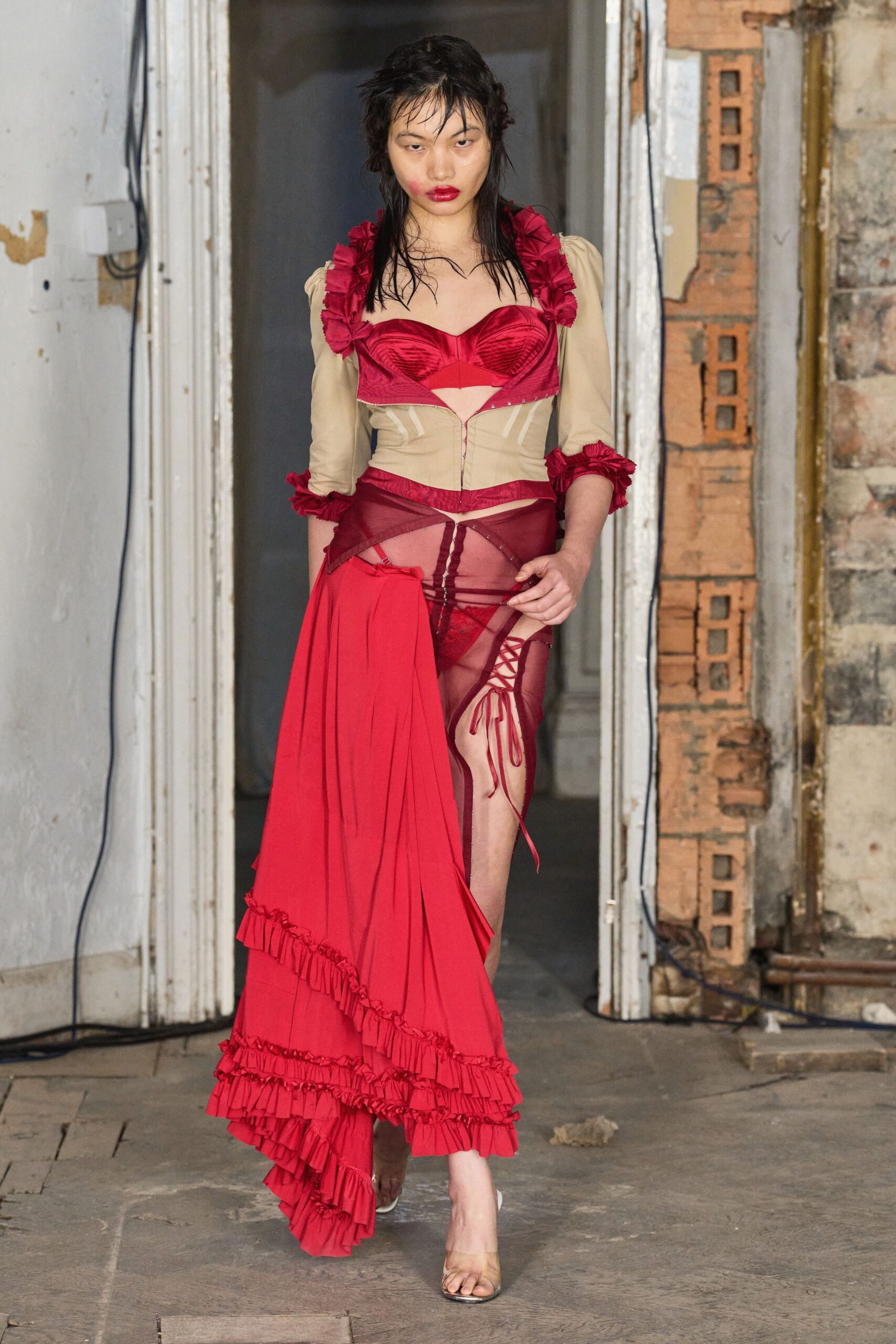 Dilara Findikoglu S/S 23 Look 10