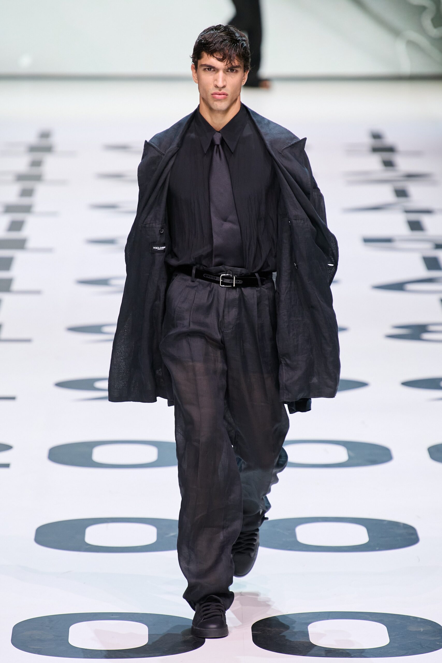 Dolce & Gabbana S/S 23 Menswear Look 10