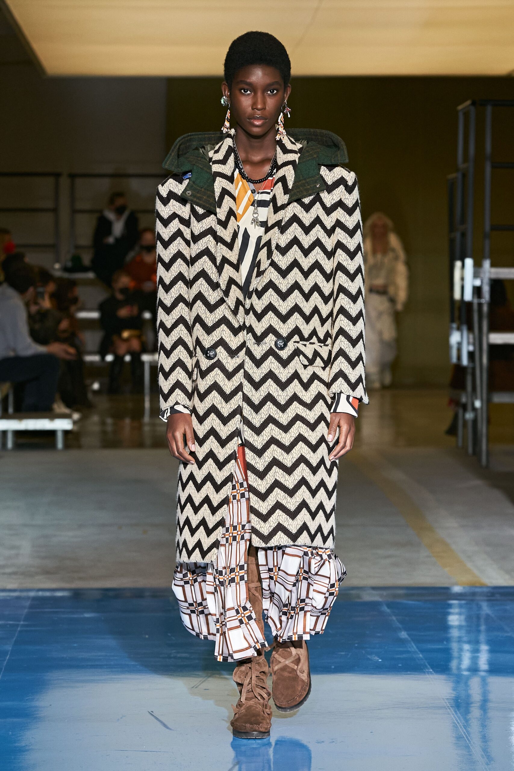 Dsquared2 F/W 22 Look 10