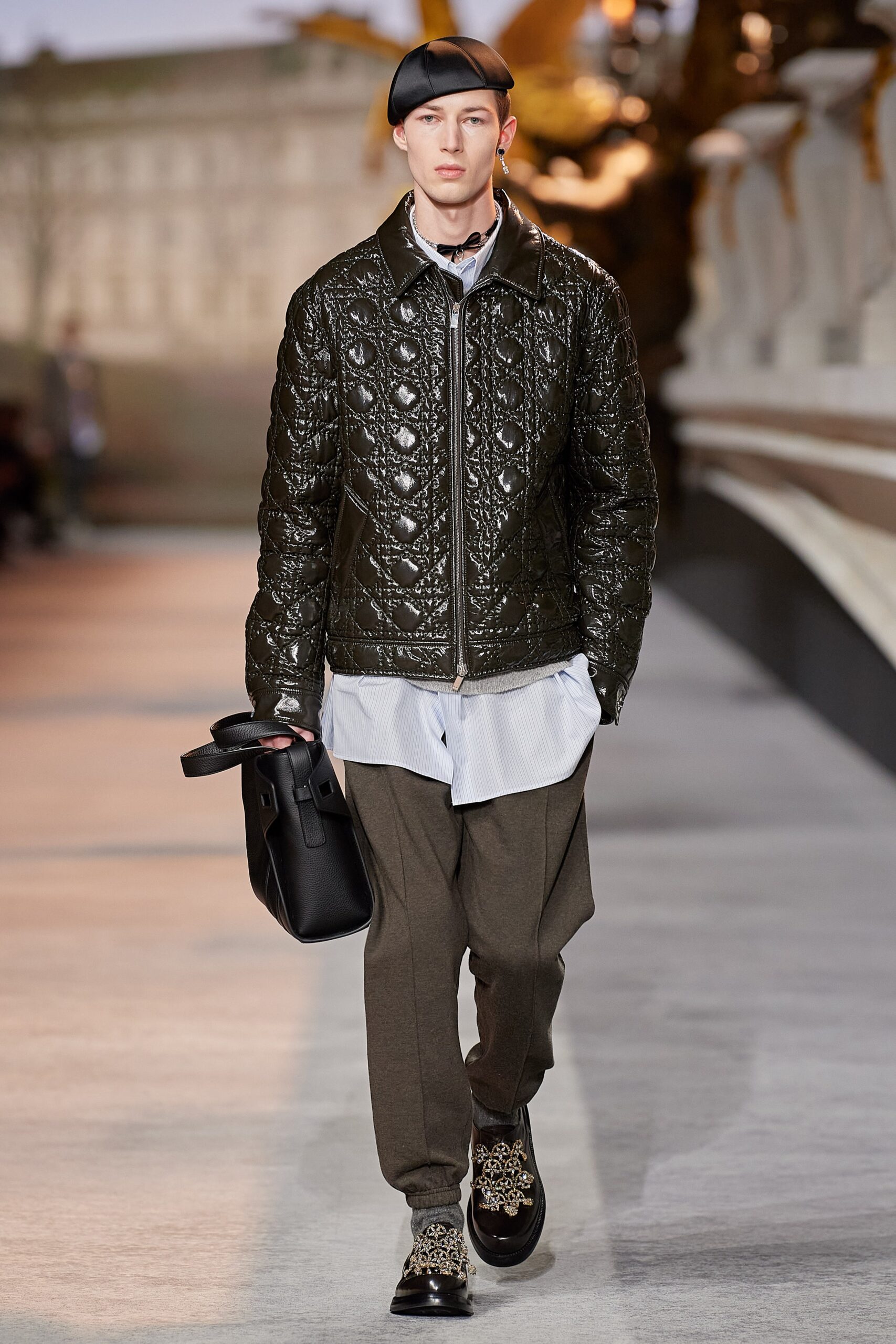 Dior Men F/W 22 Menswear Look 11