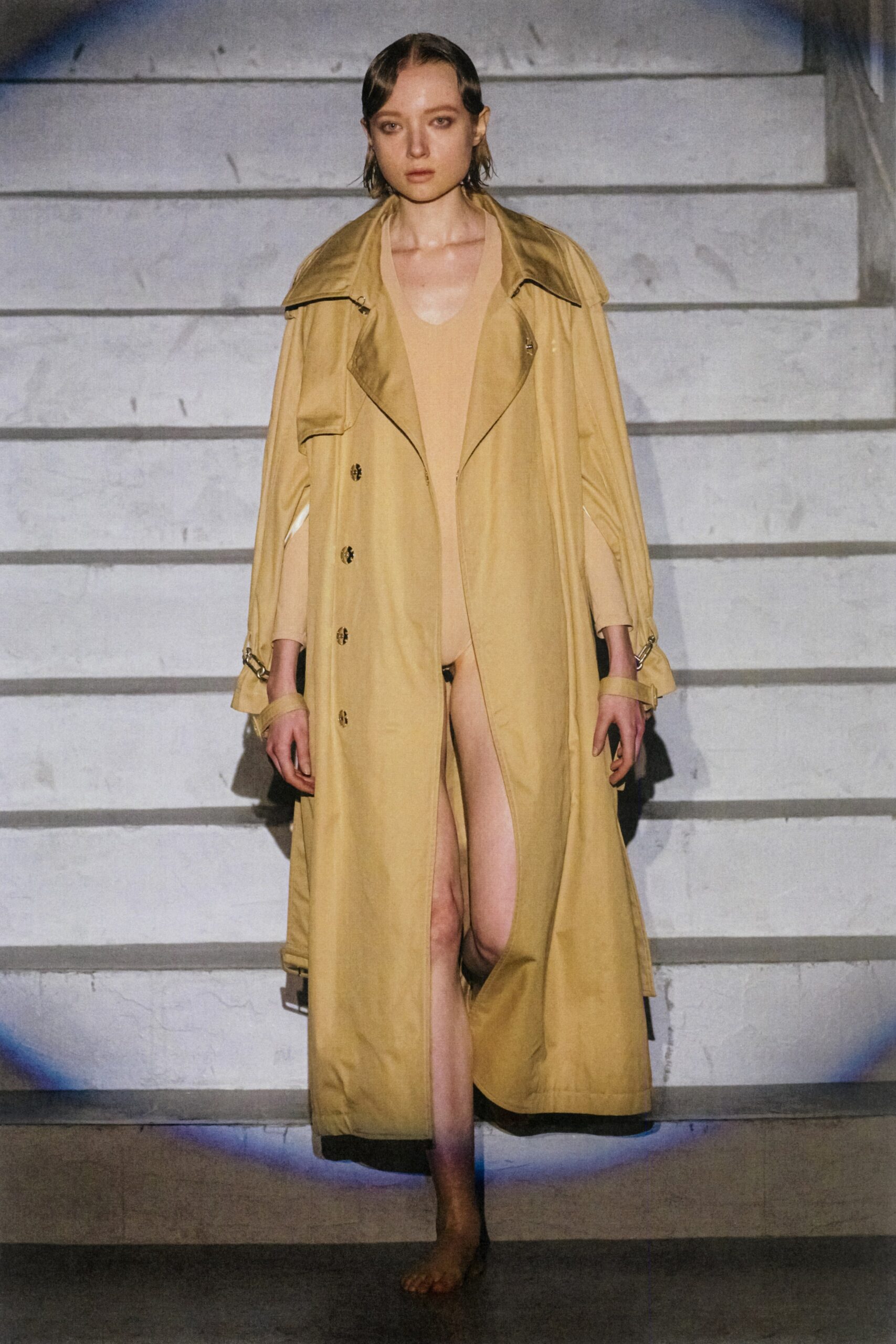 DressedUndressed Tokyo F/W 20 Look 11