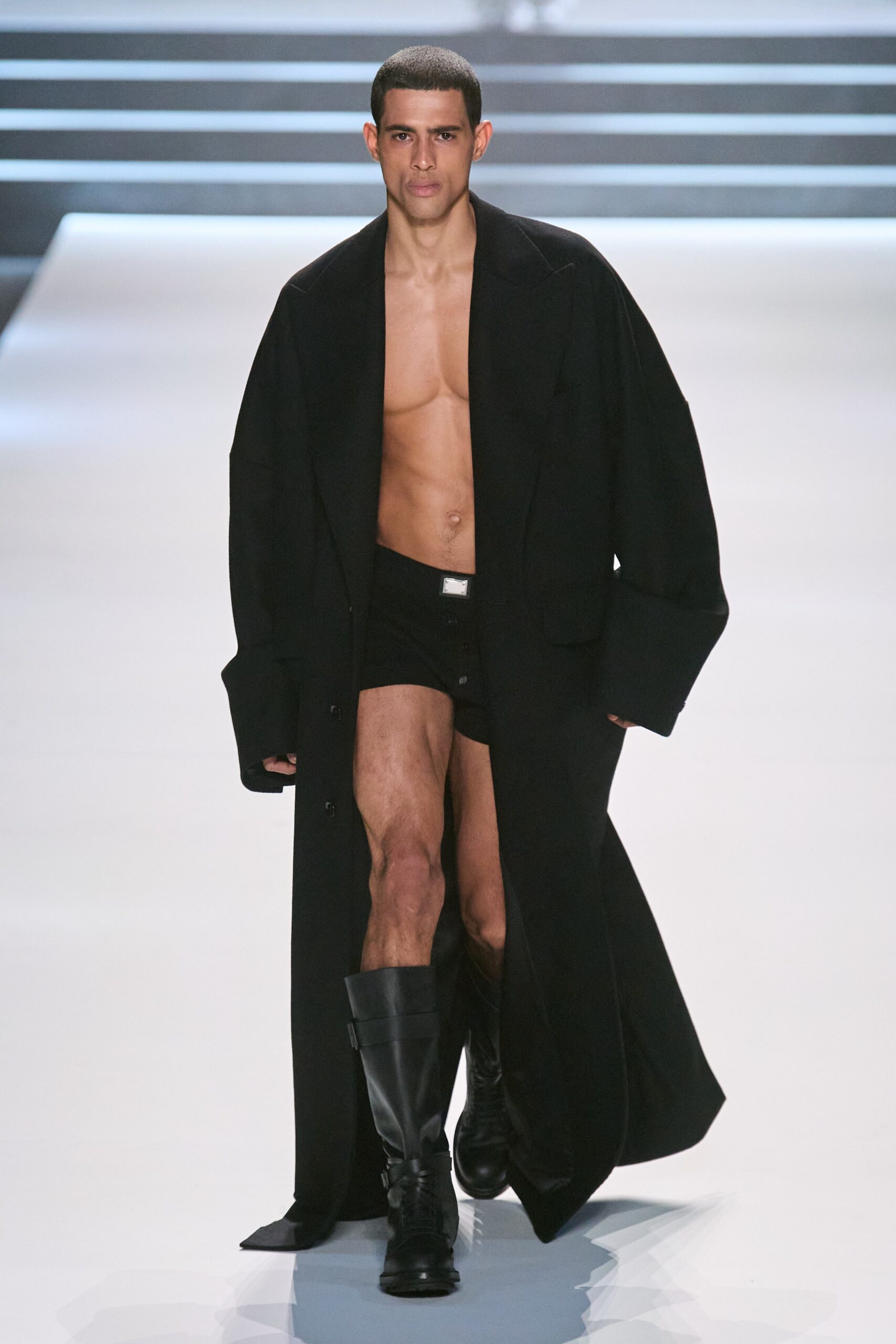 Dolce & Gabbana F/W 23 Menswear Look 11