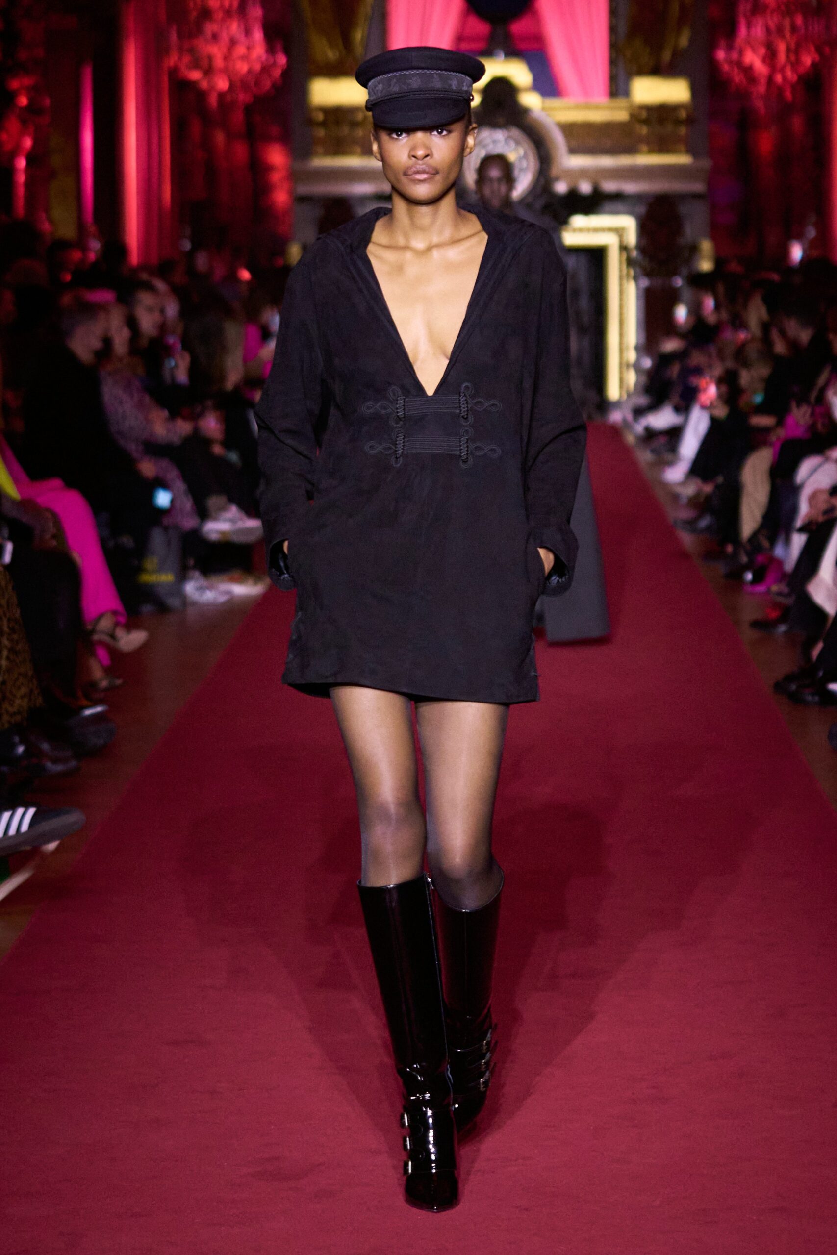 Dundas F/W 23 Look 11