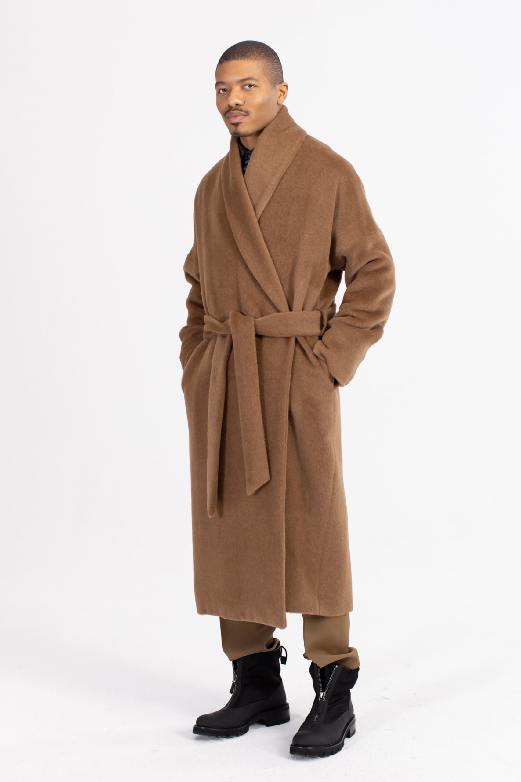Deveaux F/W 20 Menswear Look 12