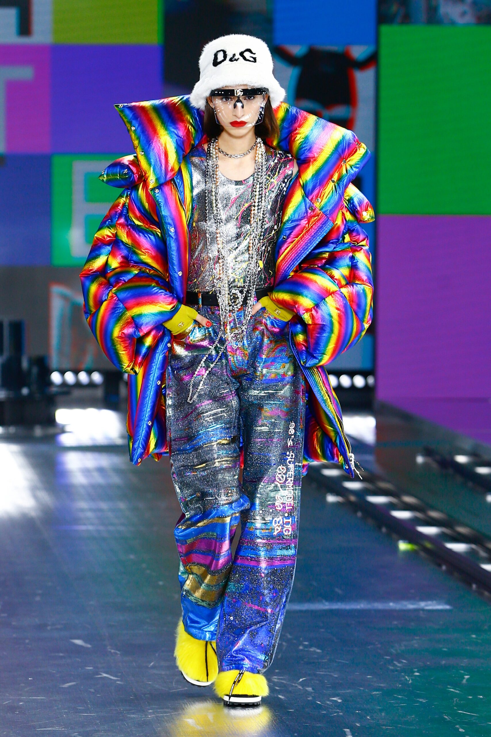Dolce & Gabbana F/W 21 Look 11