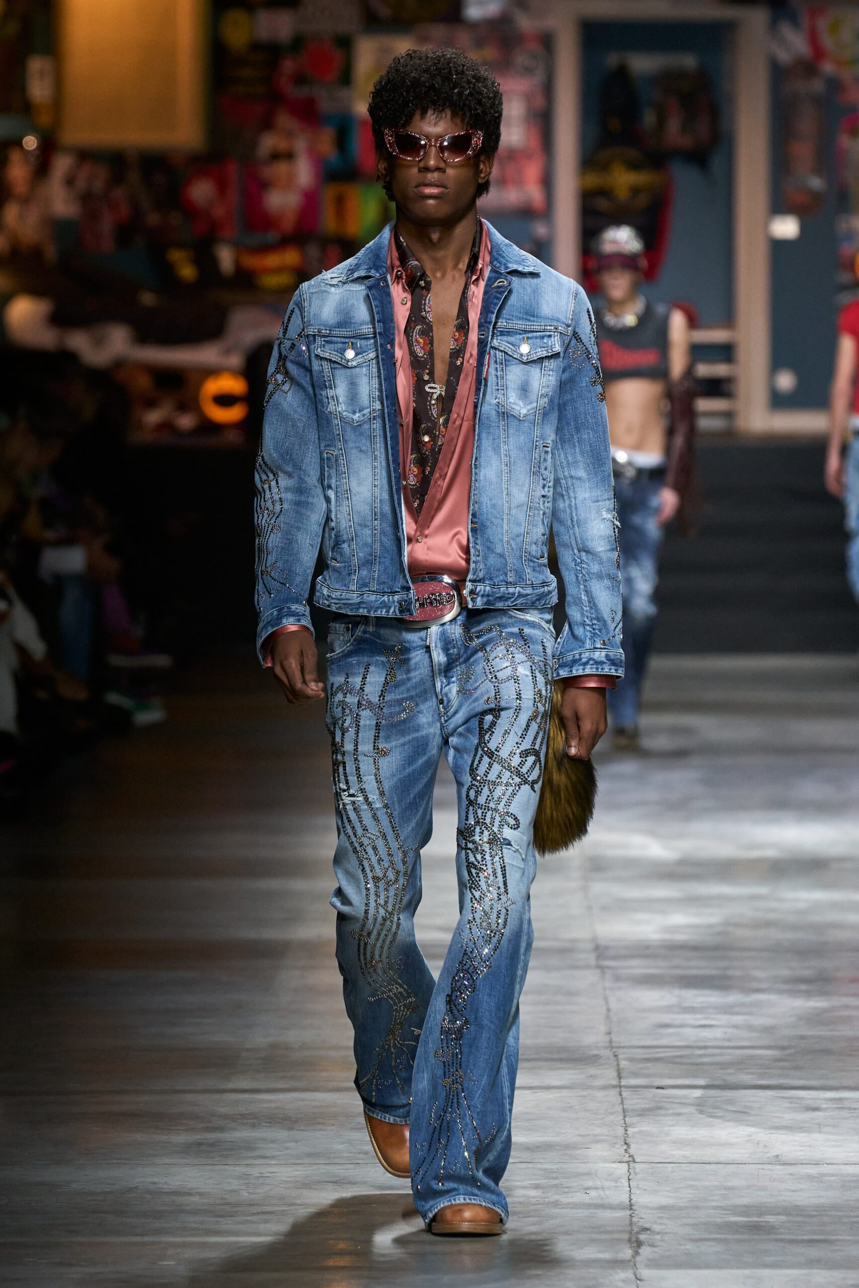 Dsquared2 F/W 23 Menswear Look 12