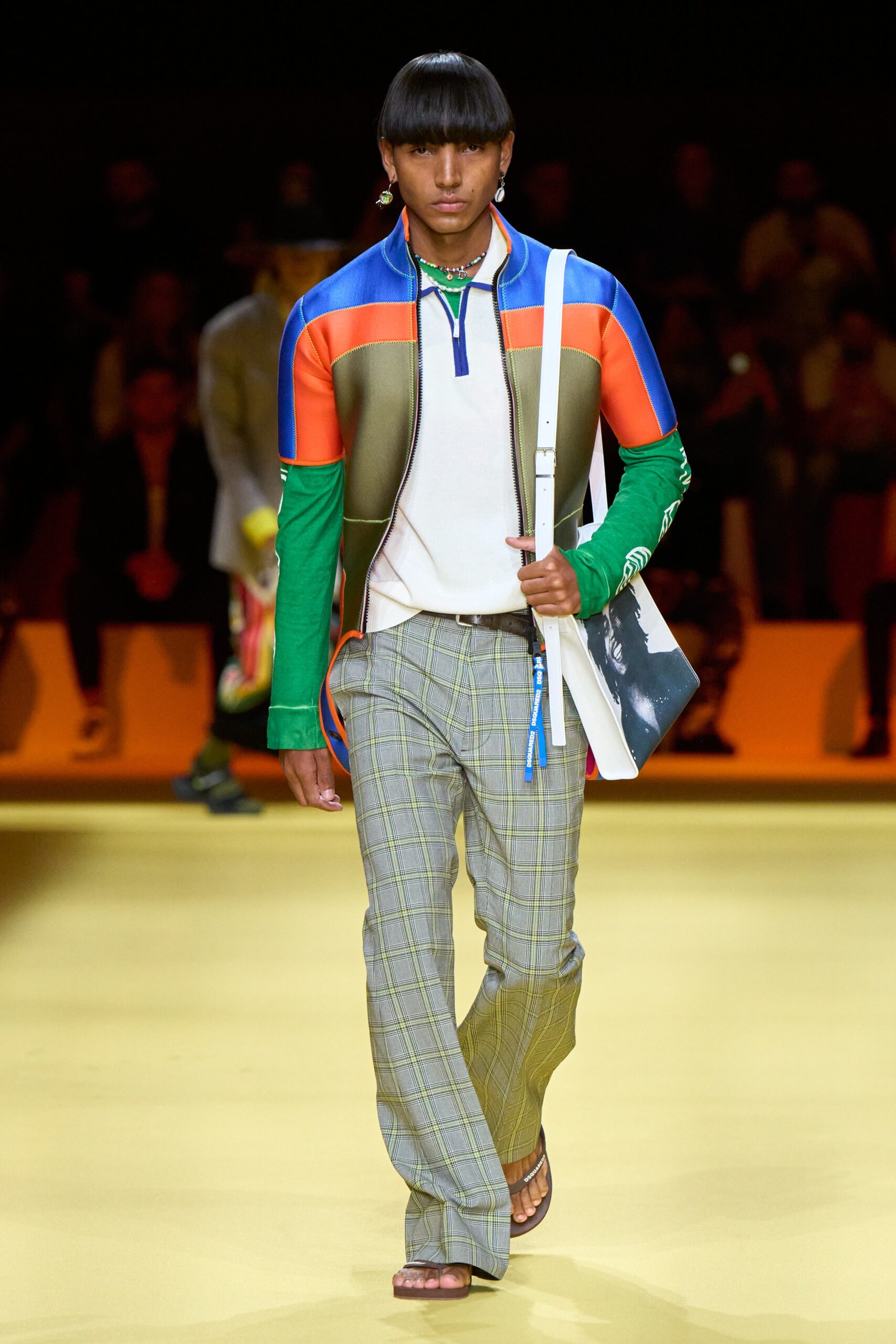 Dsquared2 S/S 23 Menswear Look 12
