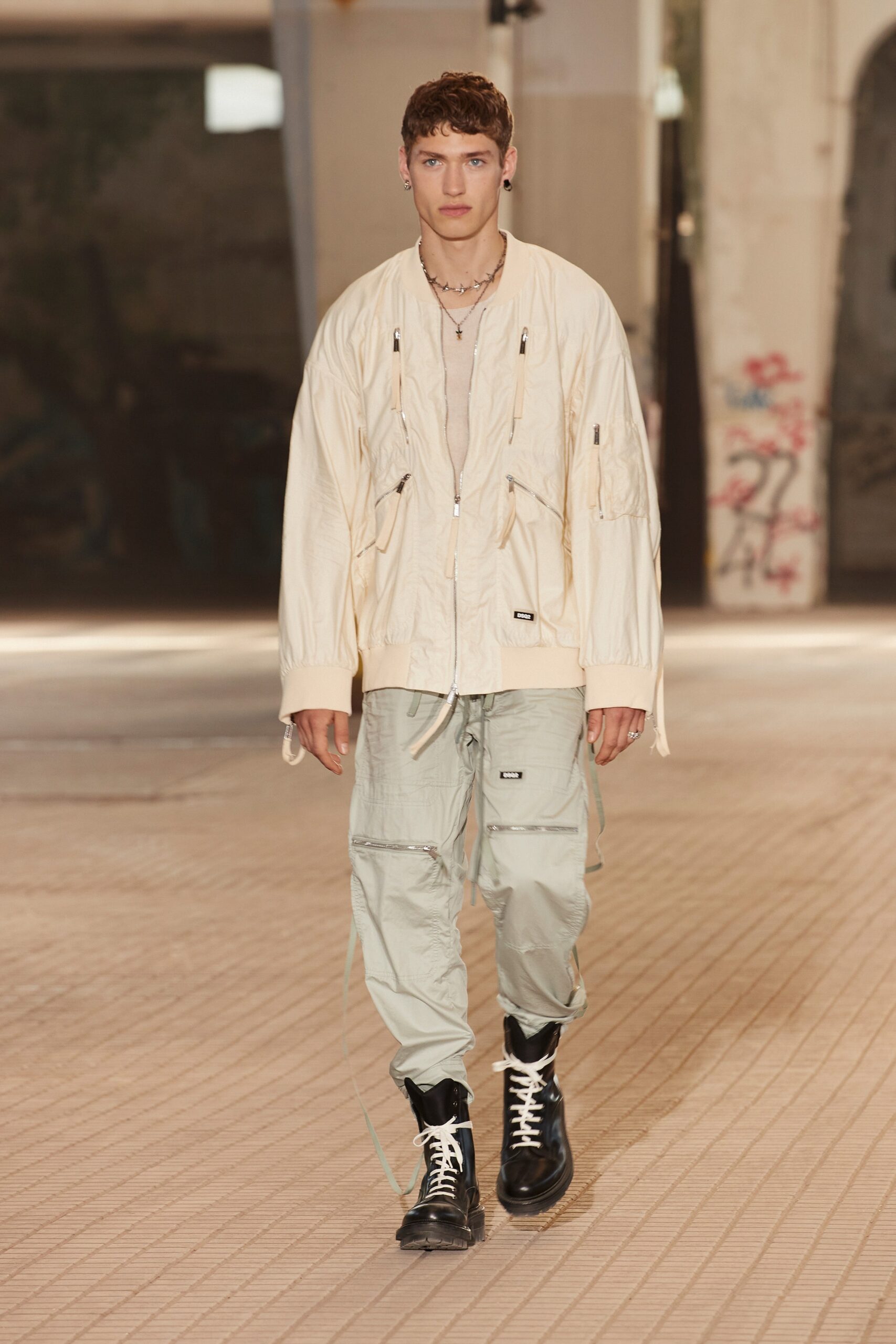 Dsquared2 S/S 22 Menswear Look 13