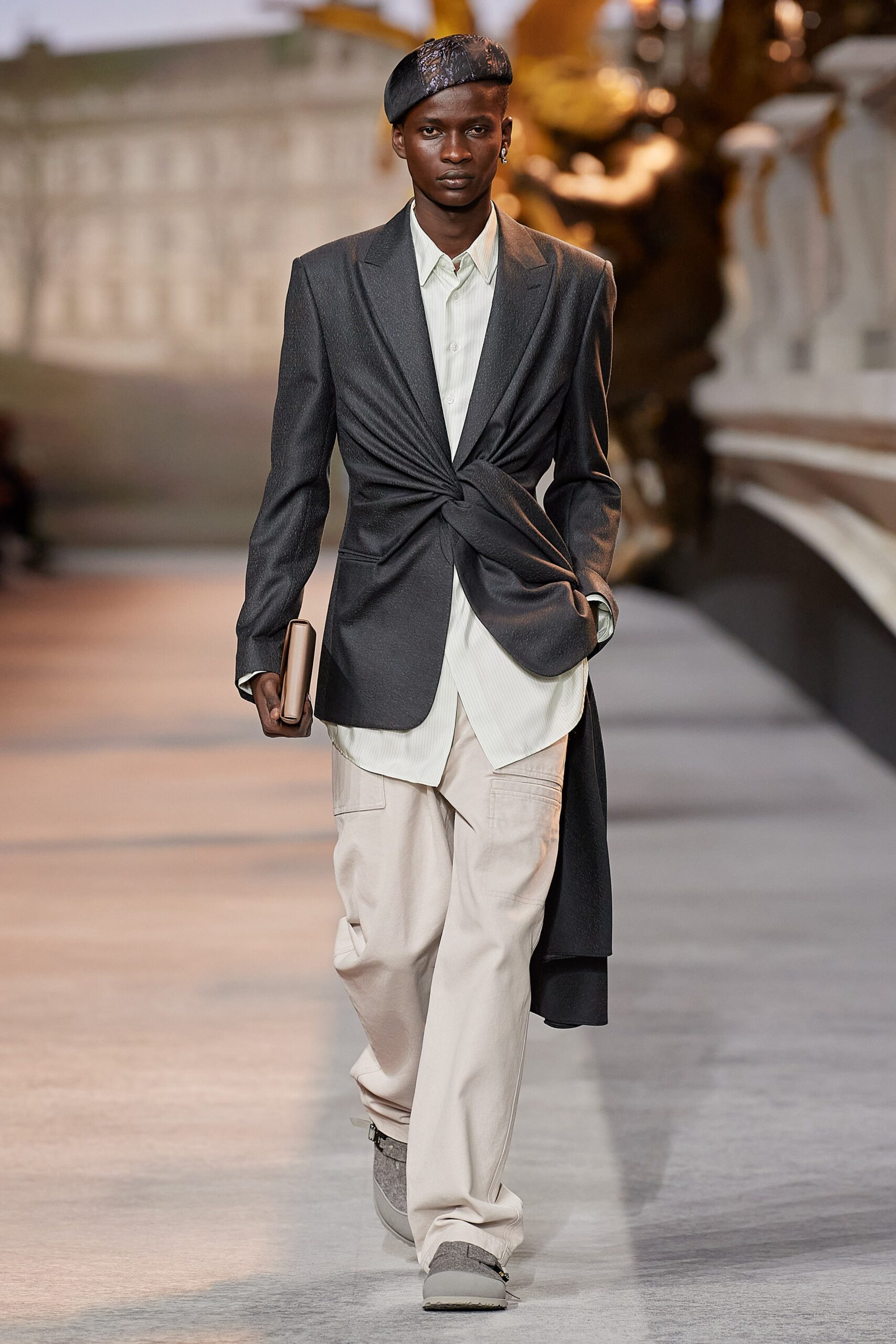 Dior Men F/W 22 Menswear Look 13