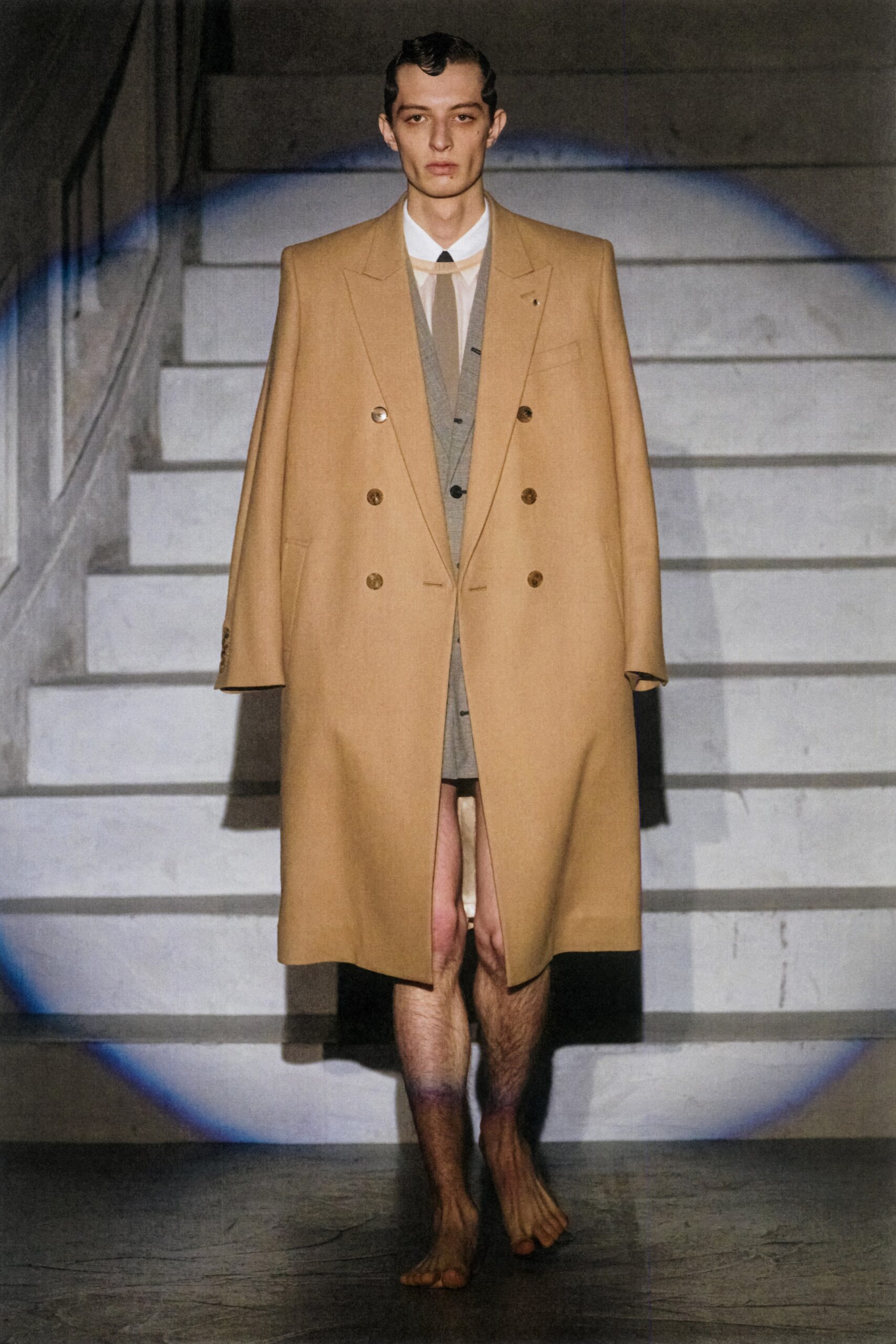 DressedUndressed Tokyo F/W 20 Look 13