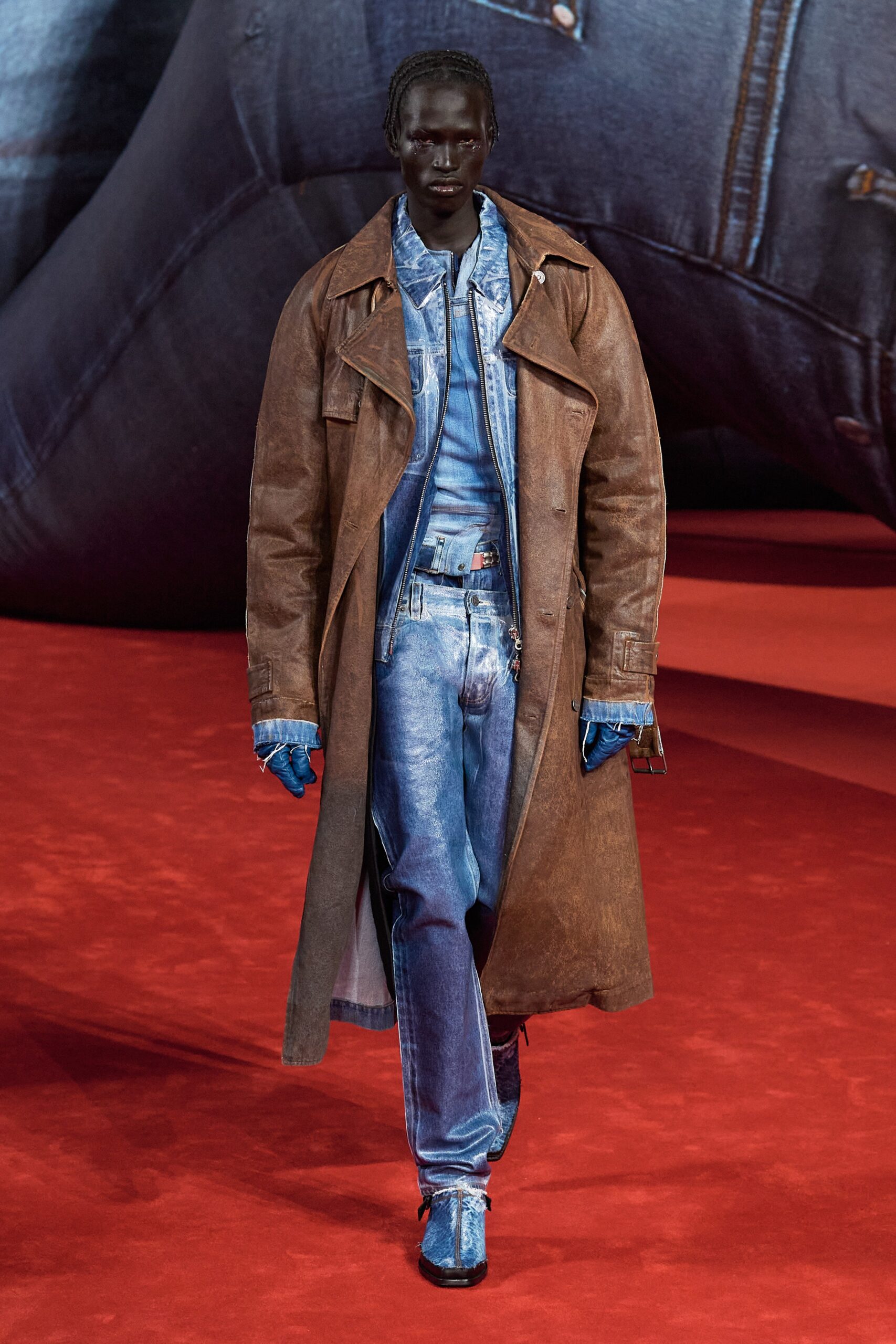 Diesel F/W 22 Look 13