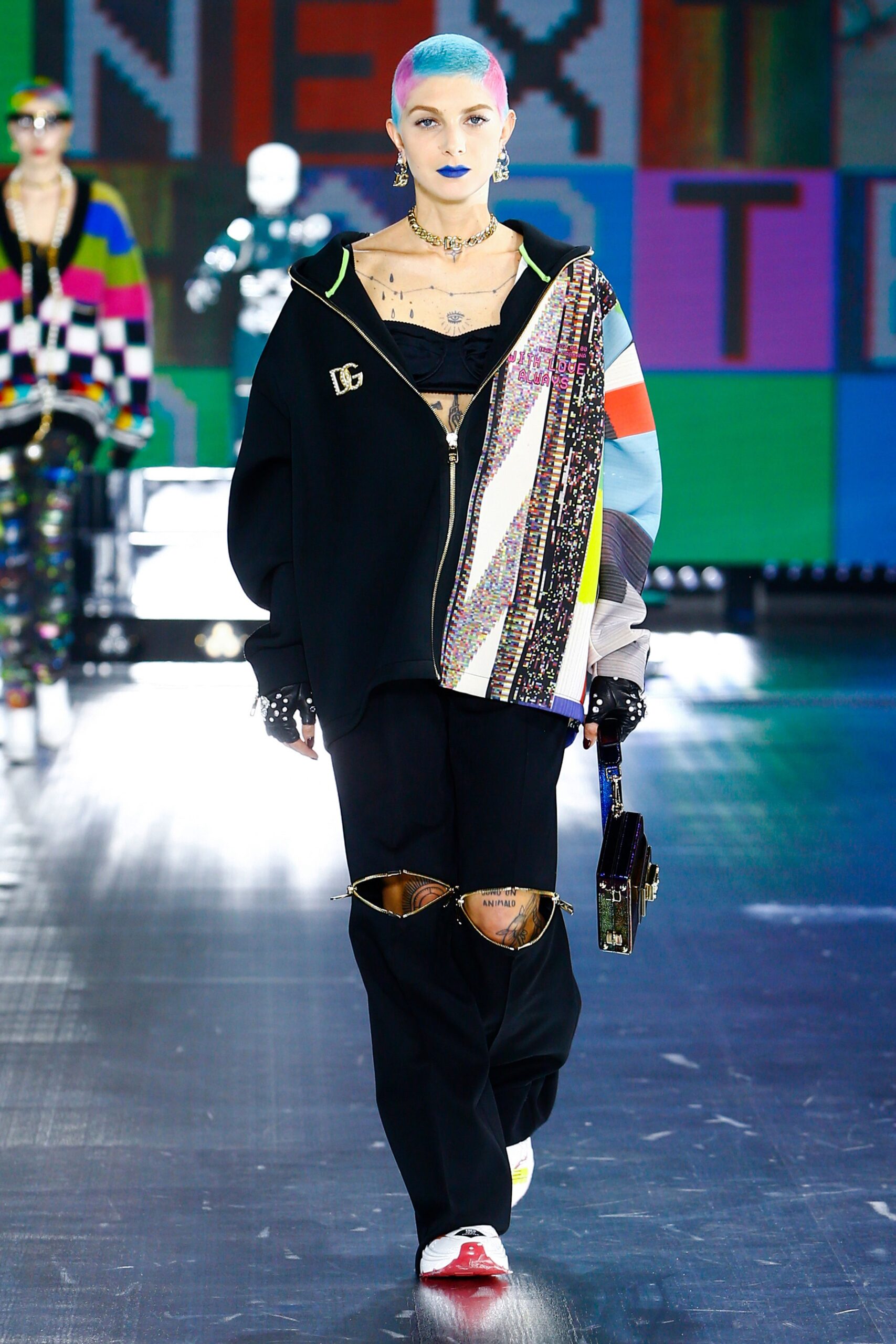 Dolce & Gabbana F/W 21 Look 12
