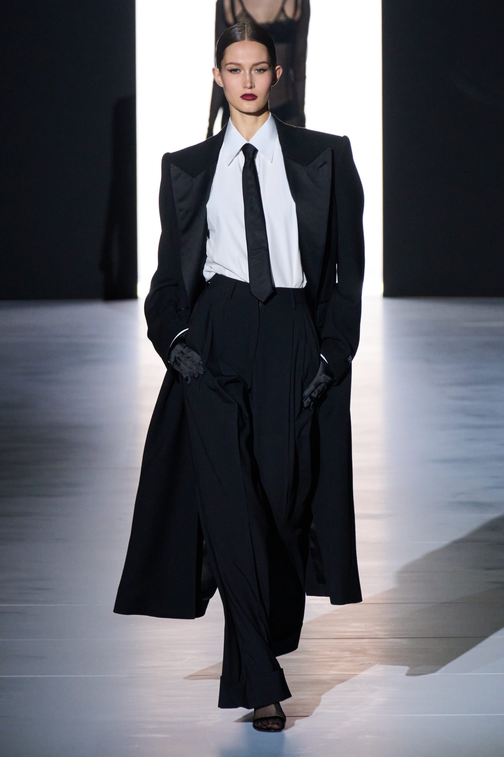 Dolce & Gabbana F/W 23 Look 13