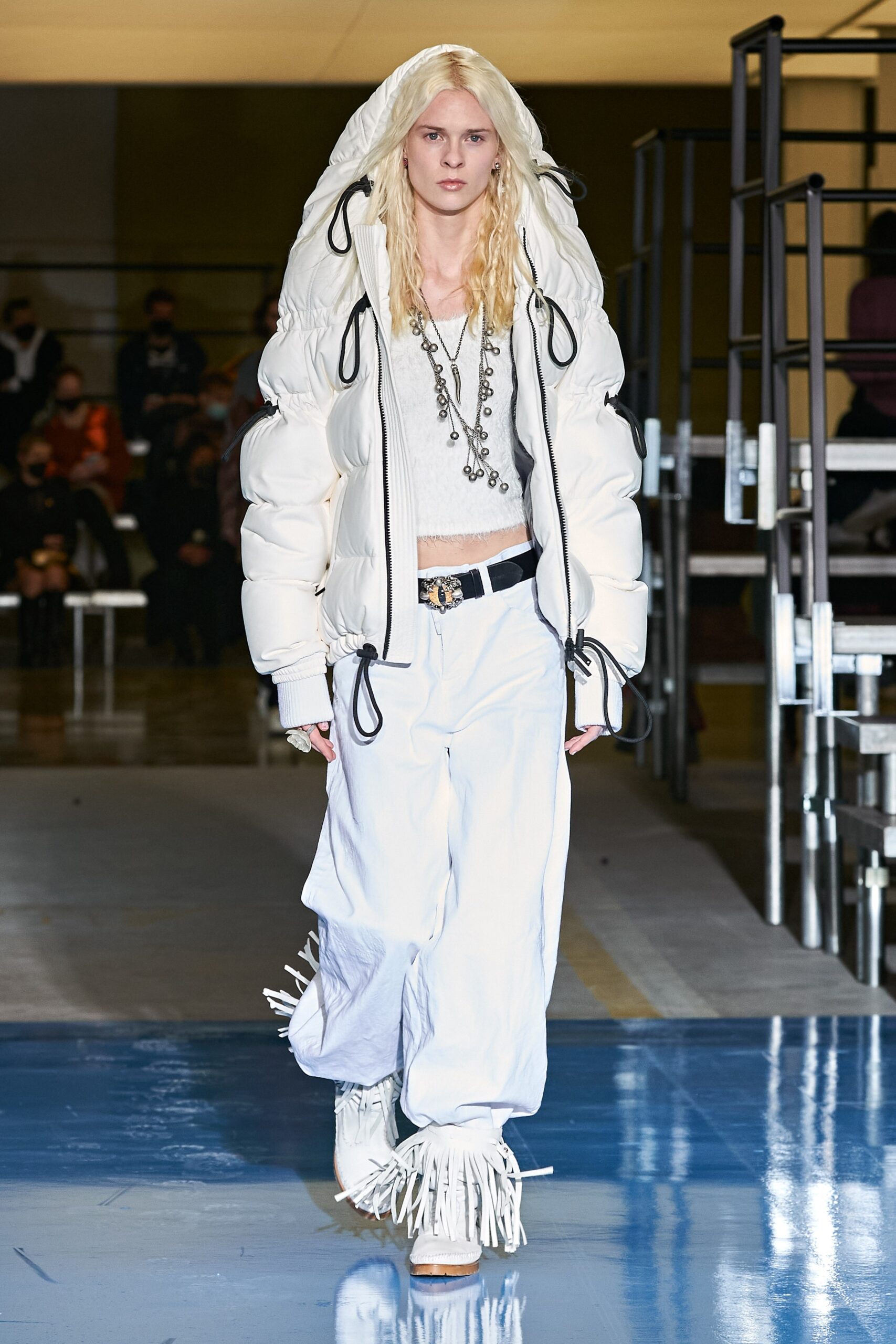 Dsquared2 F/W 22 Look 13