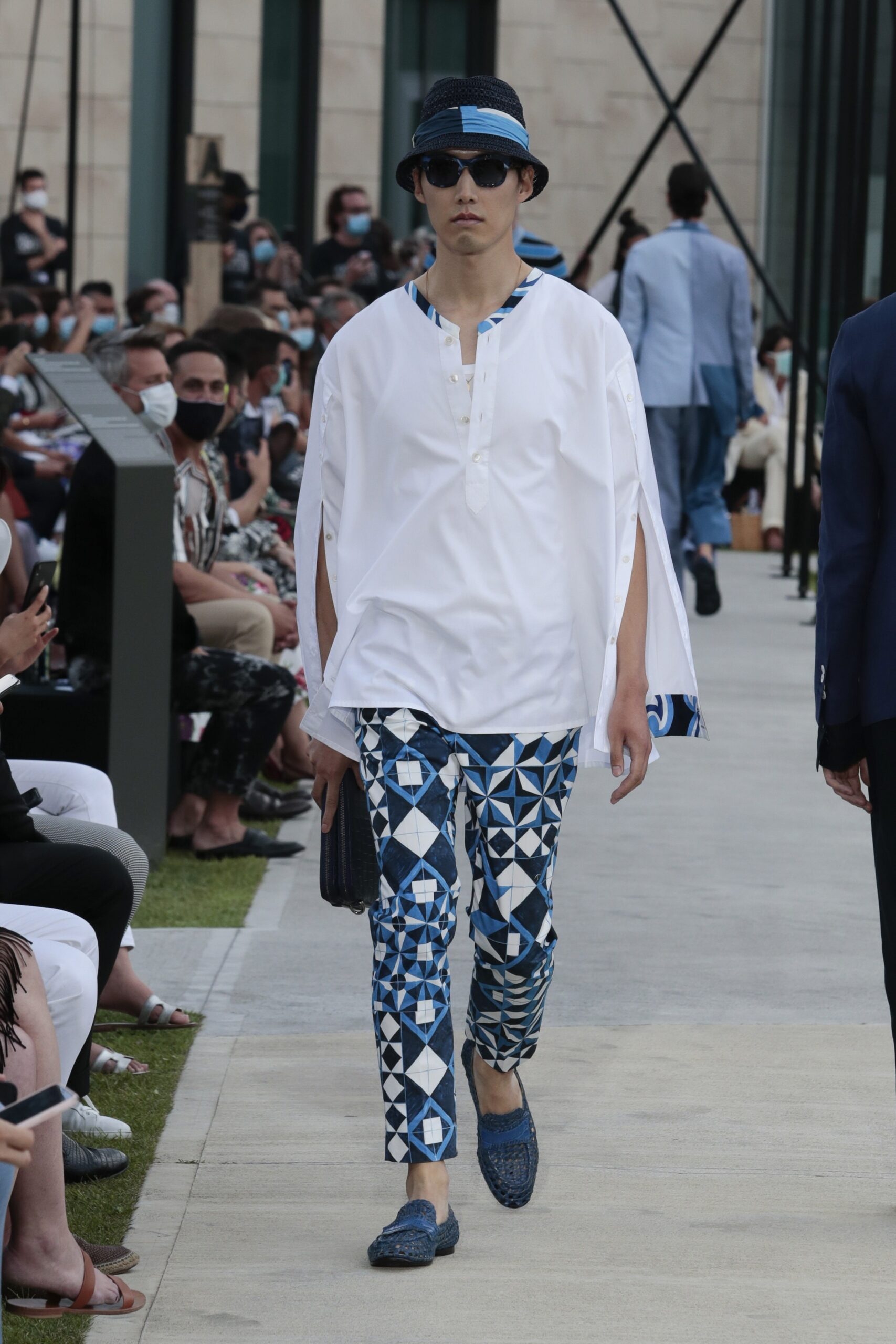 Dolce & Gabbana S/S 21 Menswear Look 14