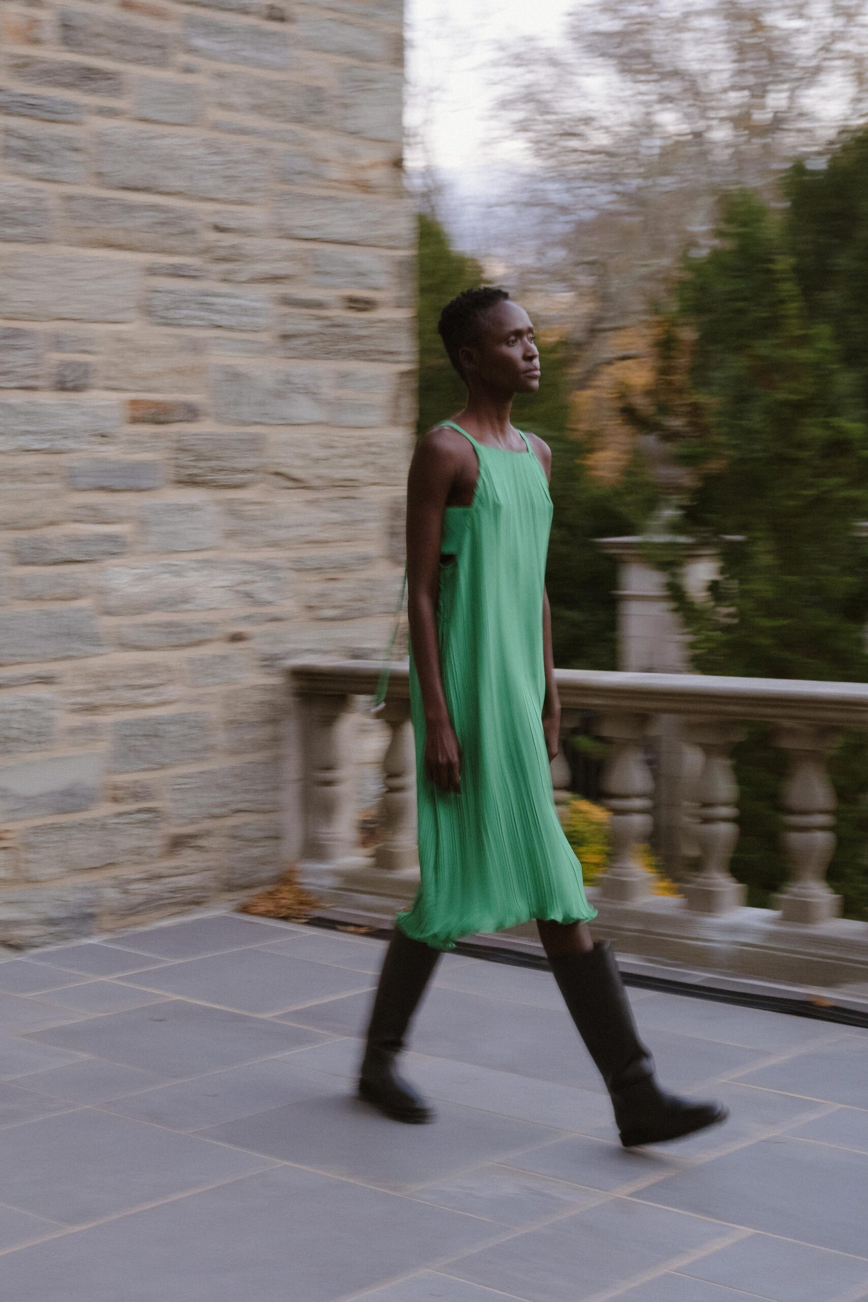 Deveaux F/W 22 Look 14