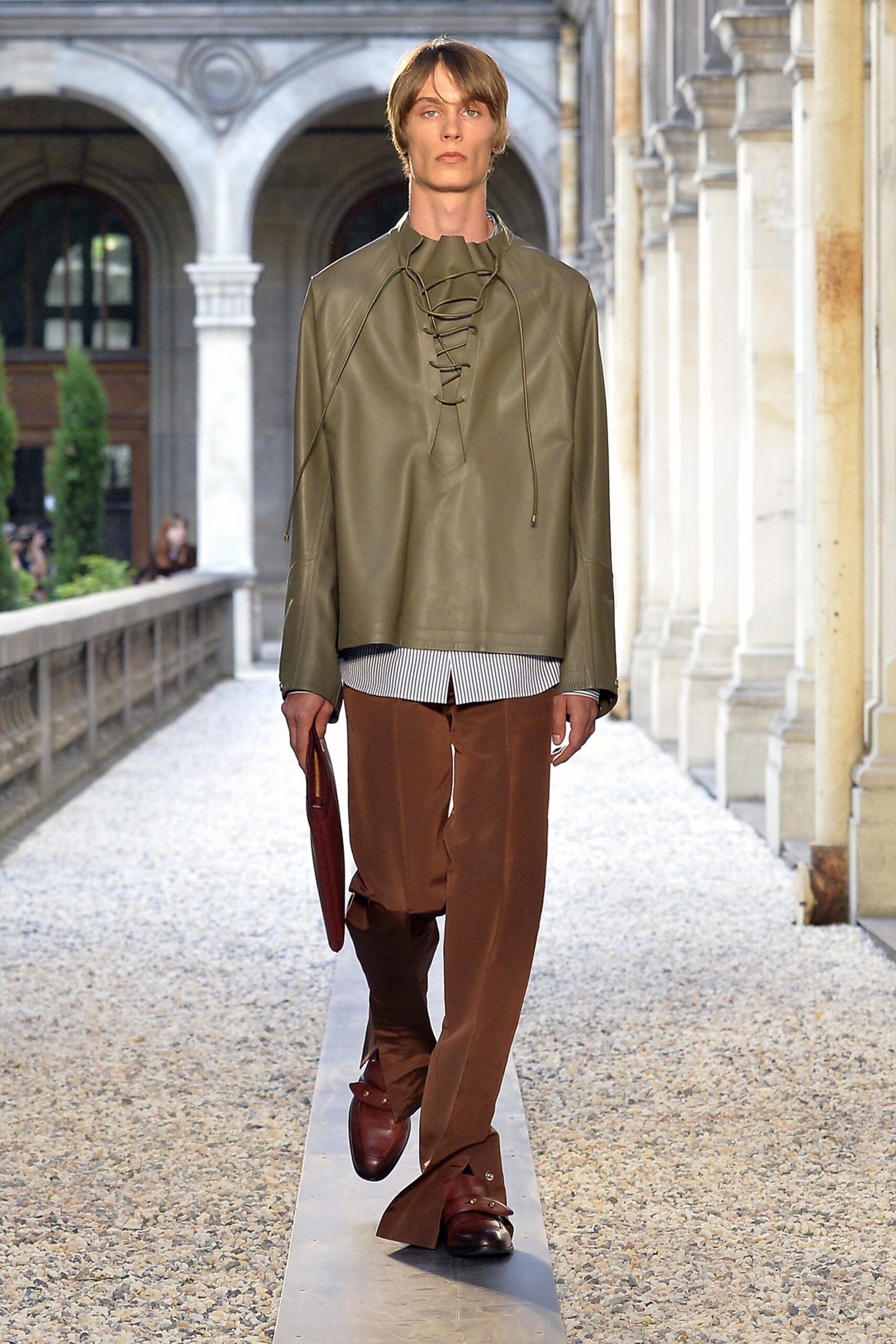 Dunhill S/S 19 Menswear Look 14