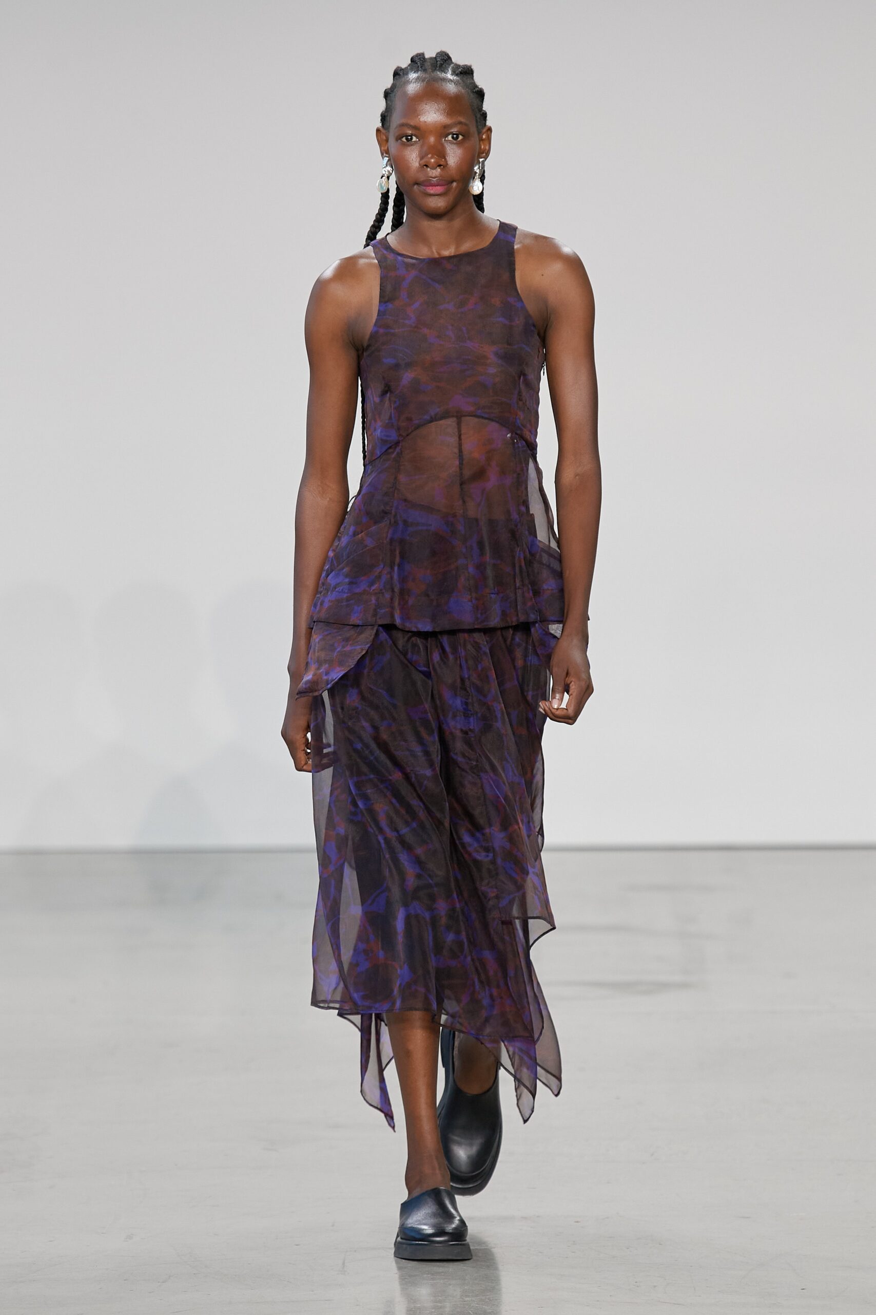 Deveaux S/S 23 Look 14