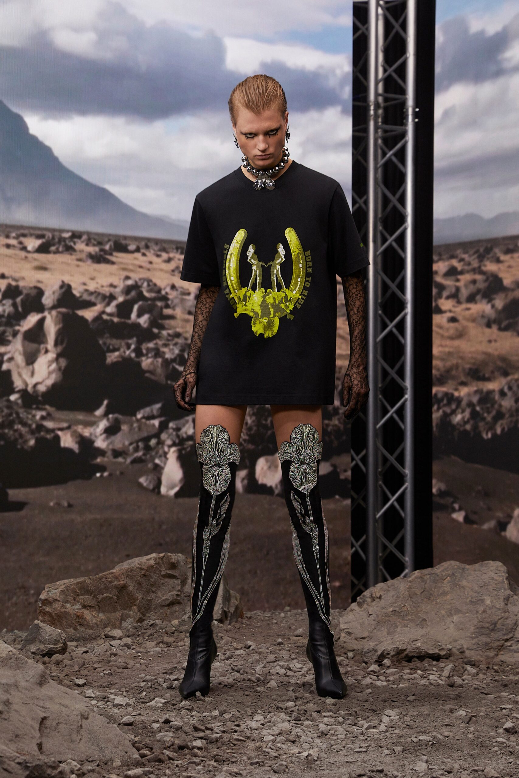 David Koma Resort 23 Look 50