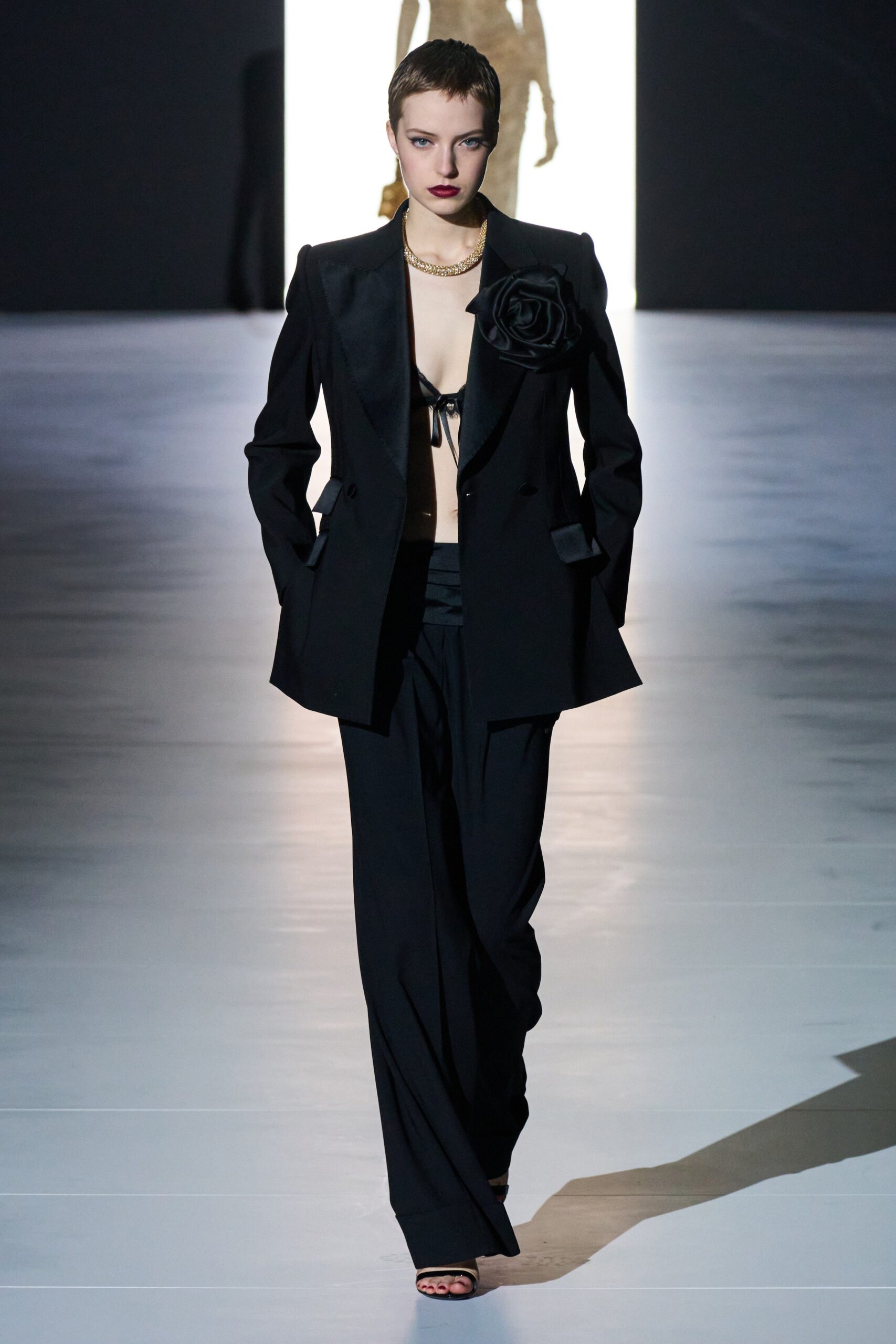 Dolce & Gabbana F/W 23 Look 15
