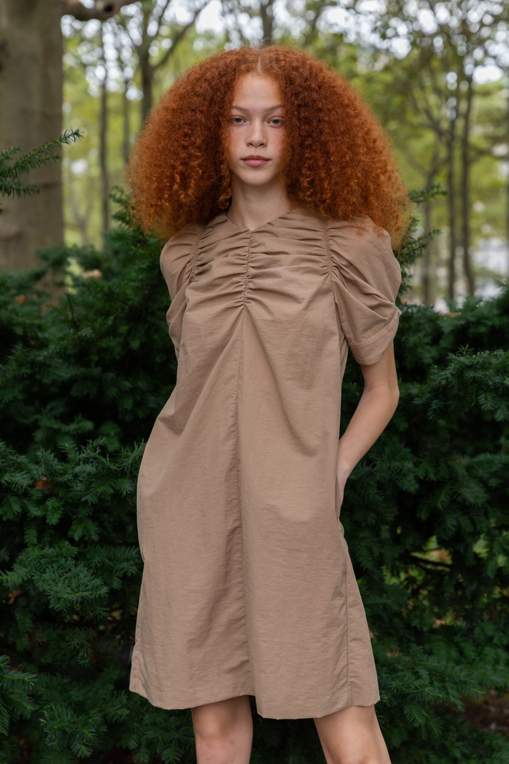 Deveaux S/S 21 Look 16
