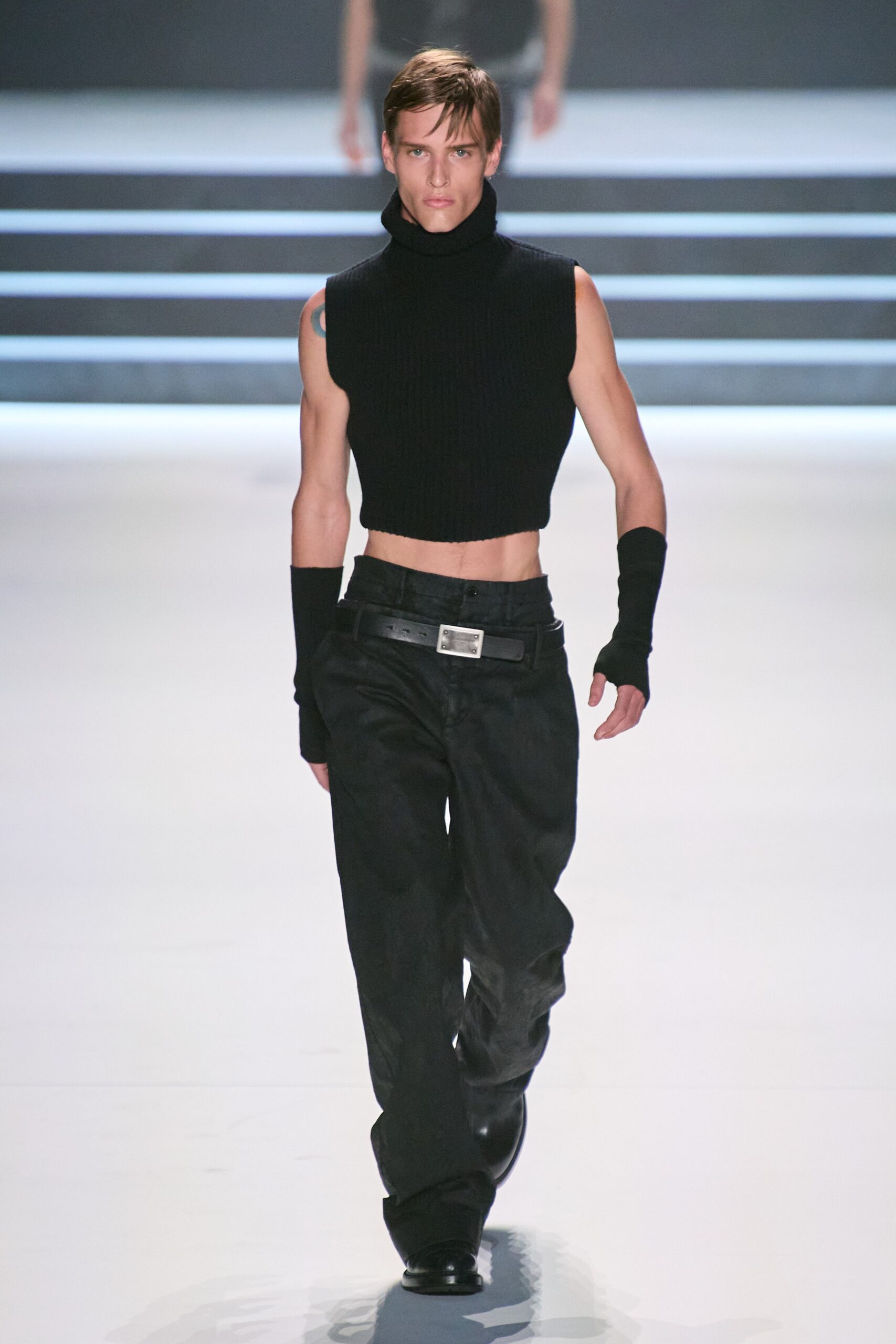 Dolce & Gabbana F/W 23 Menswear Look 16