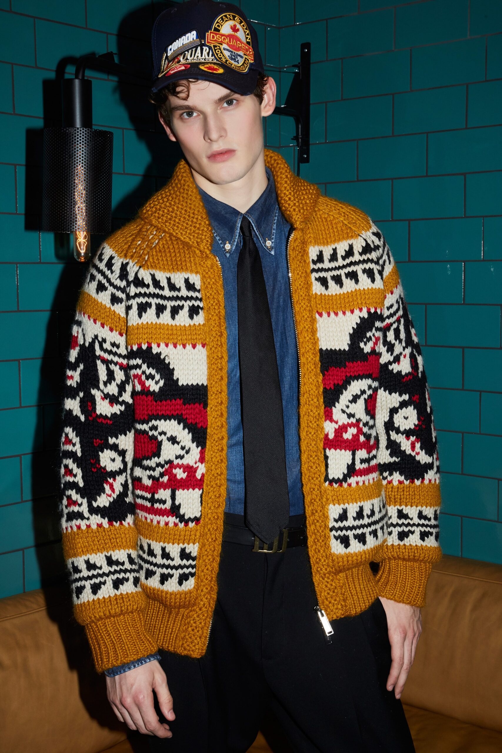 Dsquared2 F/W 19 Look 16