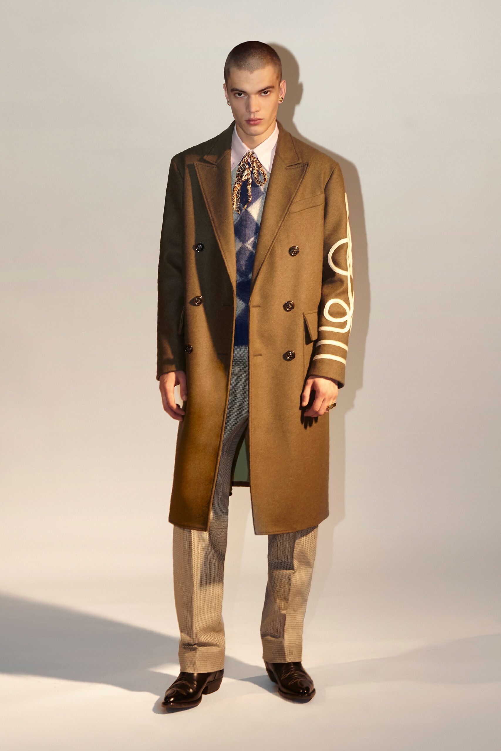 Dsquared2 F/W 23 Look 15