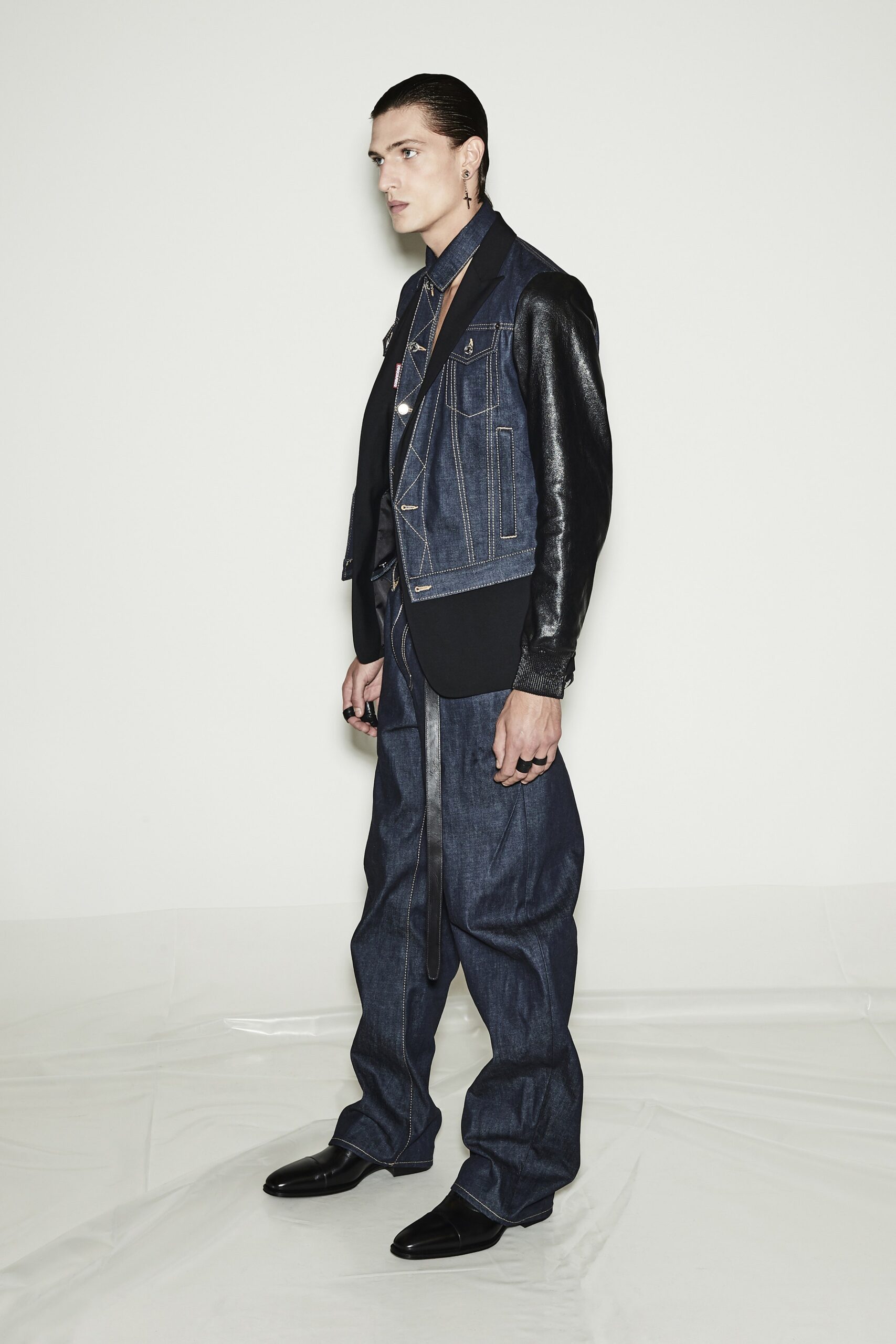 Dsquared2 S/S 21 Menswear Look 17