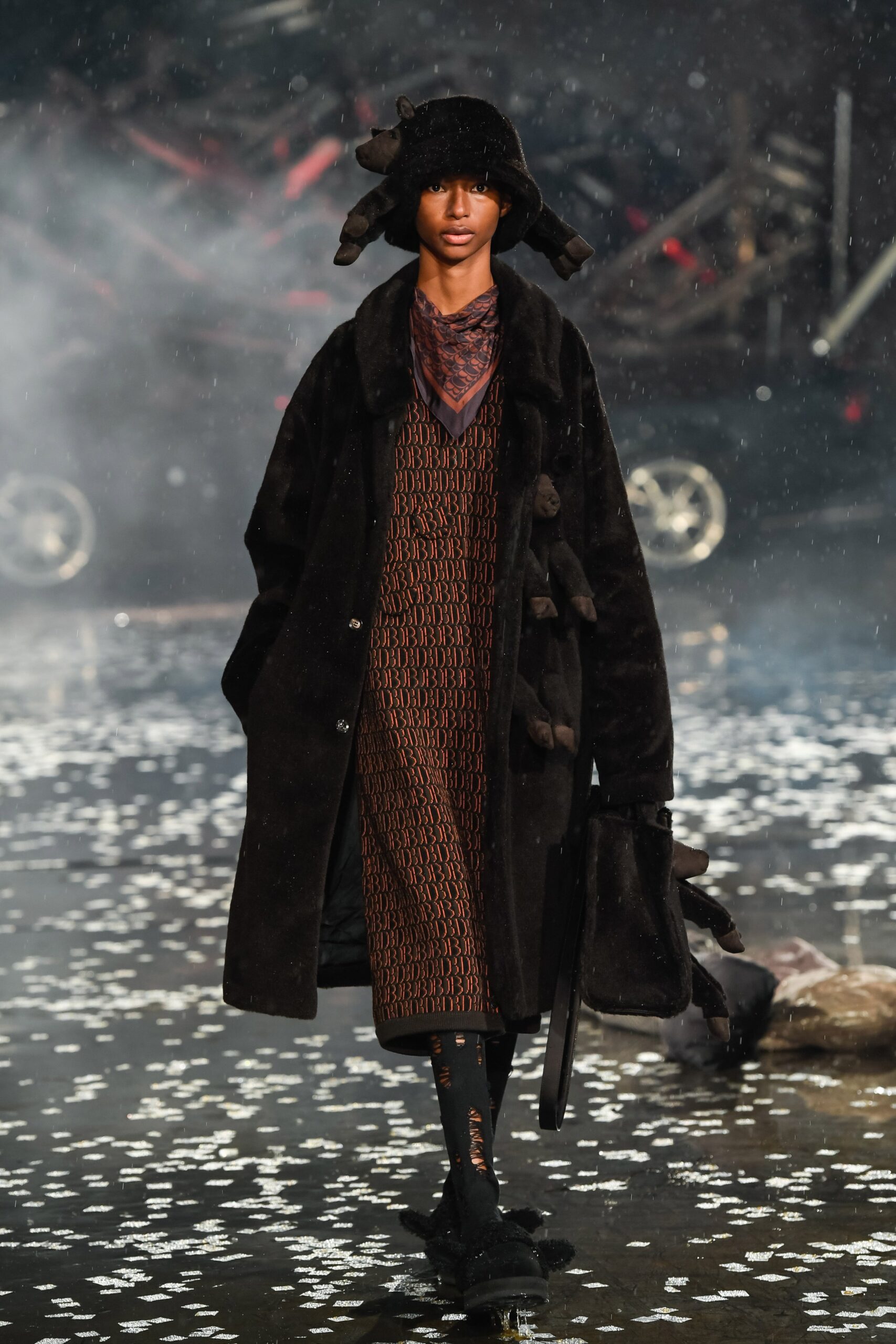 Doublet F/W 21 Menswear Look 17