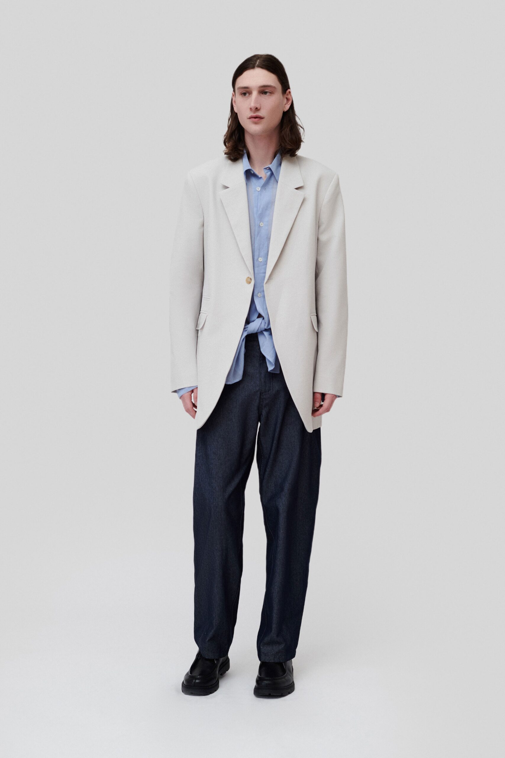 Deveaux F/W 23 Menswear Look 16