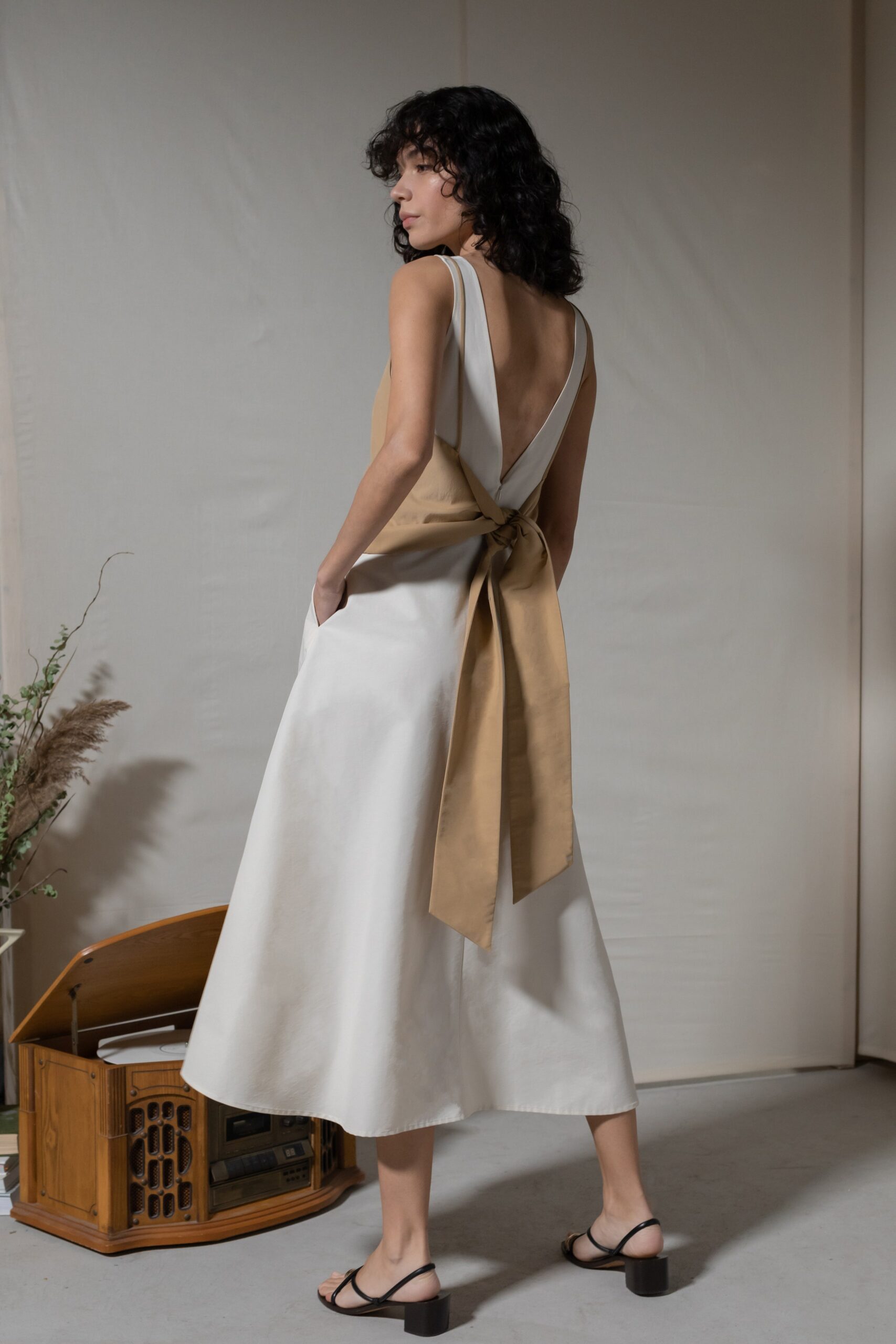 Deveaux Resort 23 Look 17