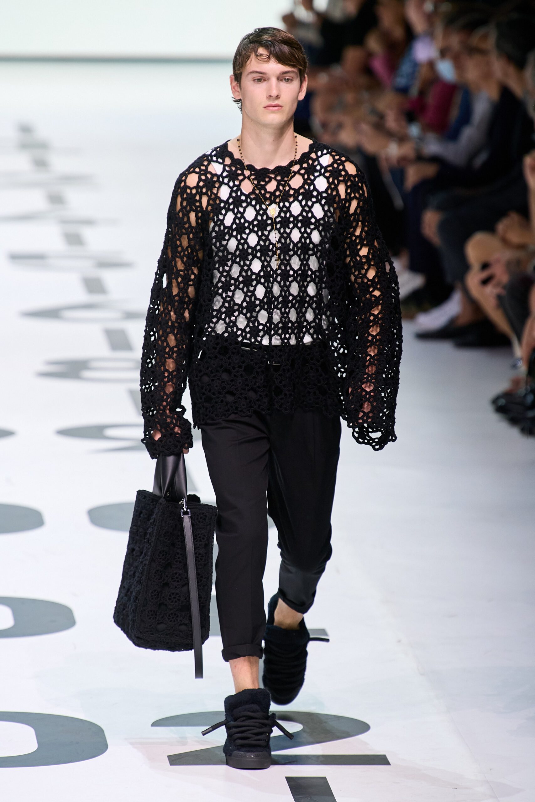 Dolce & Gabbana S/S 23 Menswear Look 17