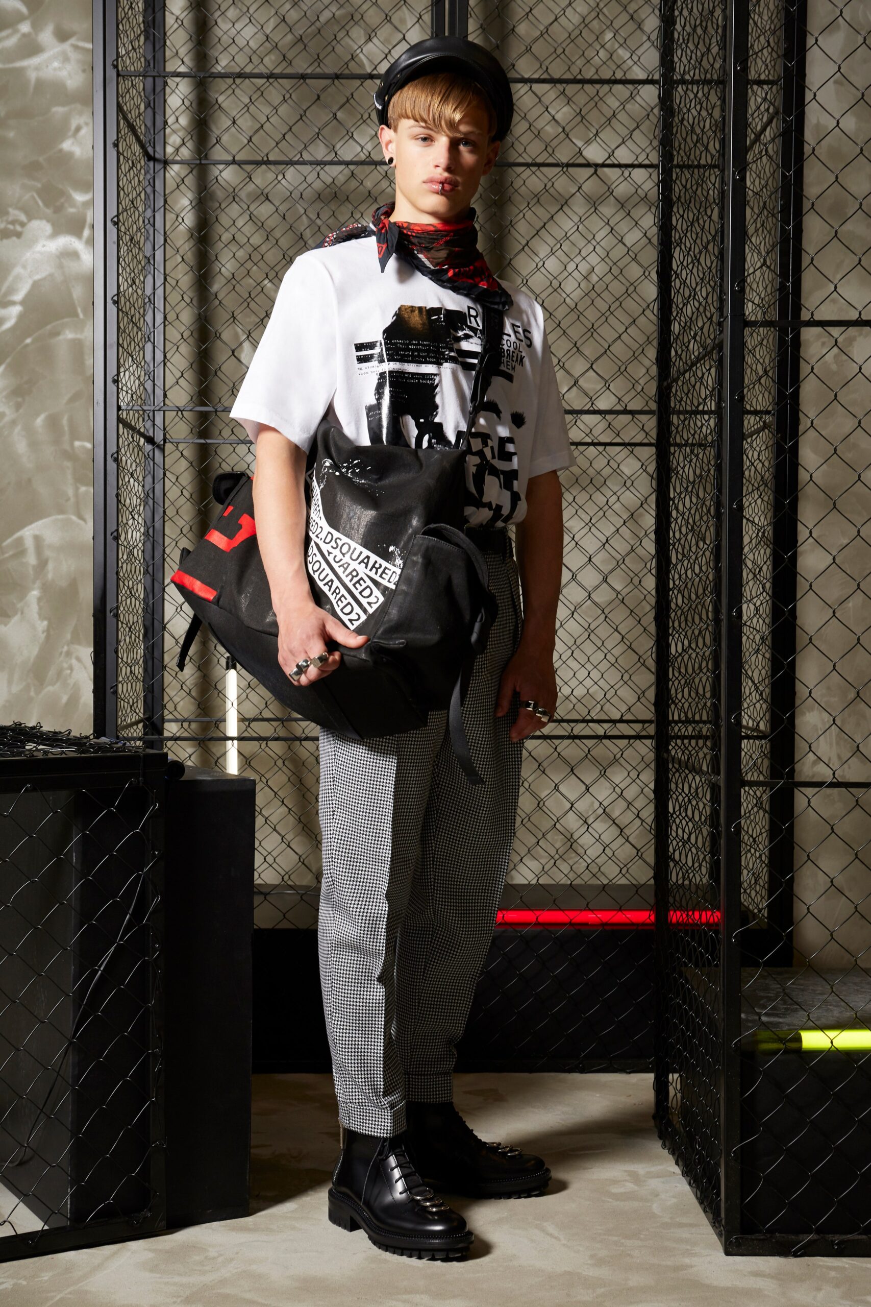 Dsquared2 Resort 19 Look 17