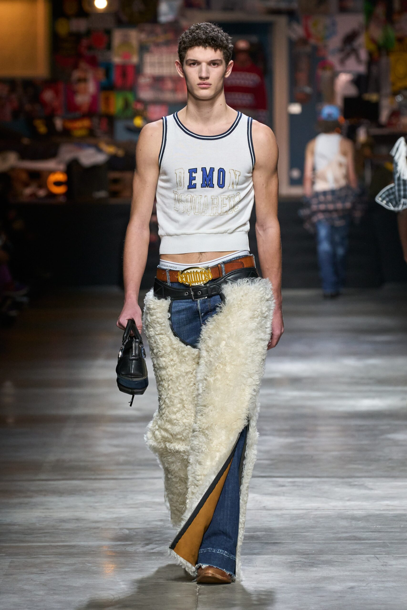 Dsquared2 F/W 23 Menswear Look 17