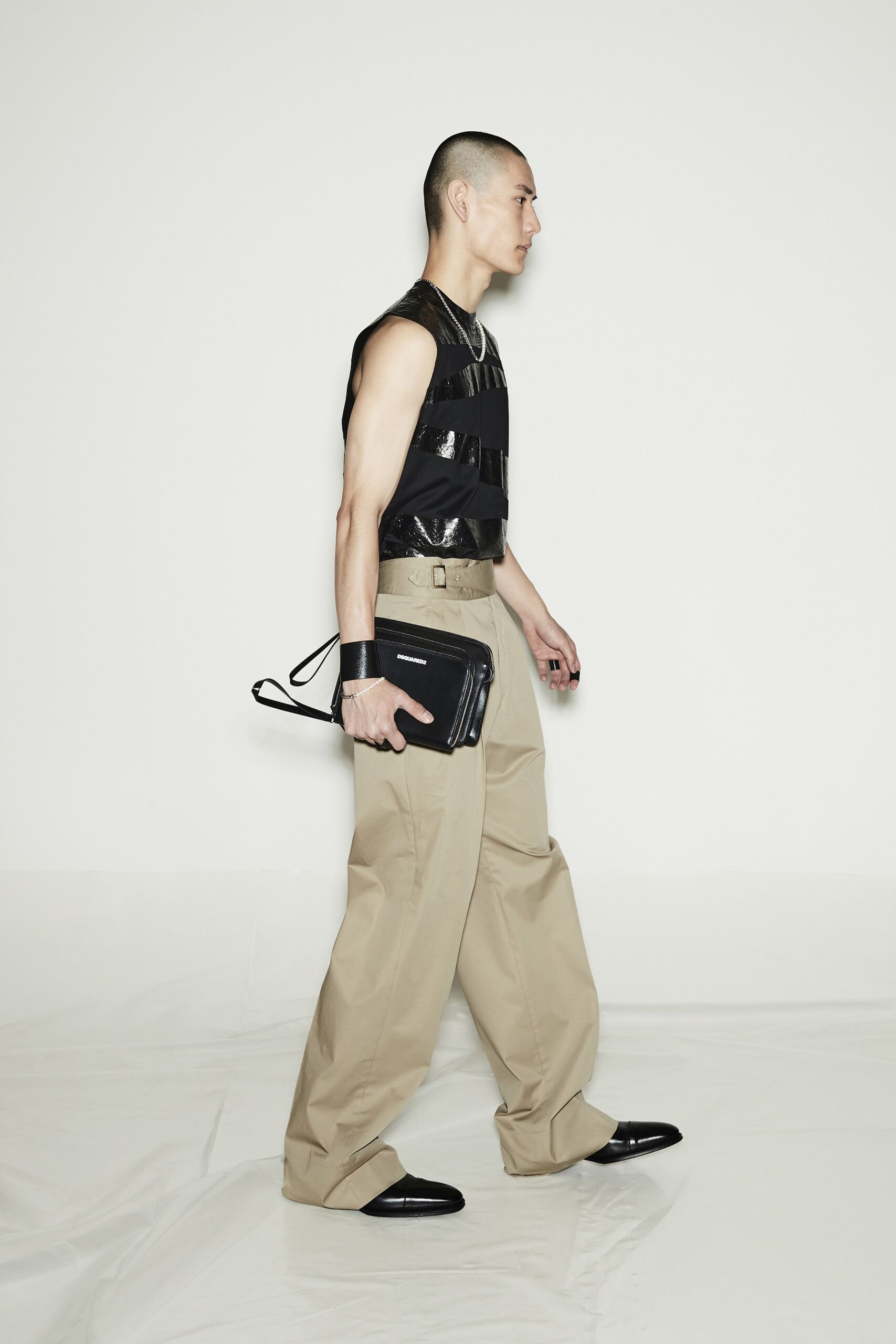 Dsquared2 S/S 21 Menswear Look 18