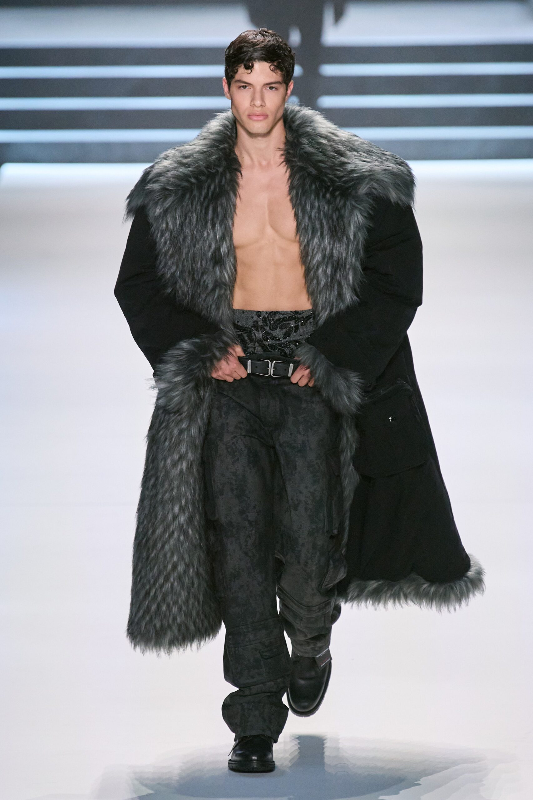 Dolce & Gabbana F/W 23 Menswear Look 18