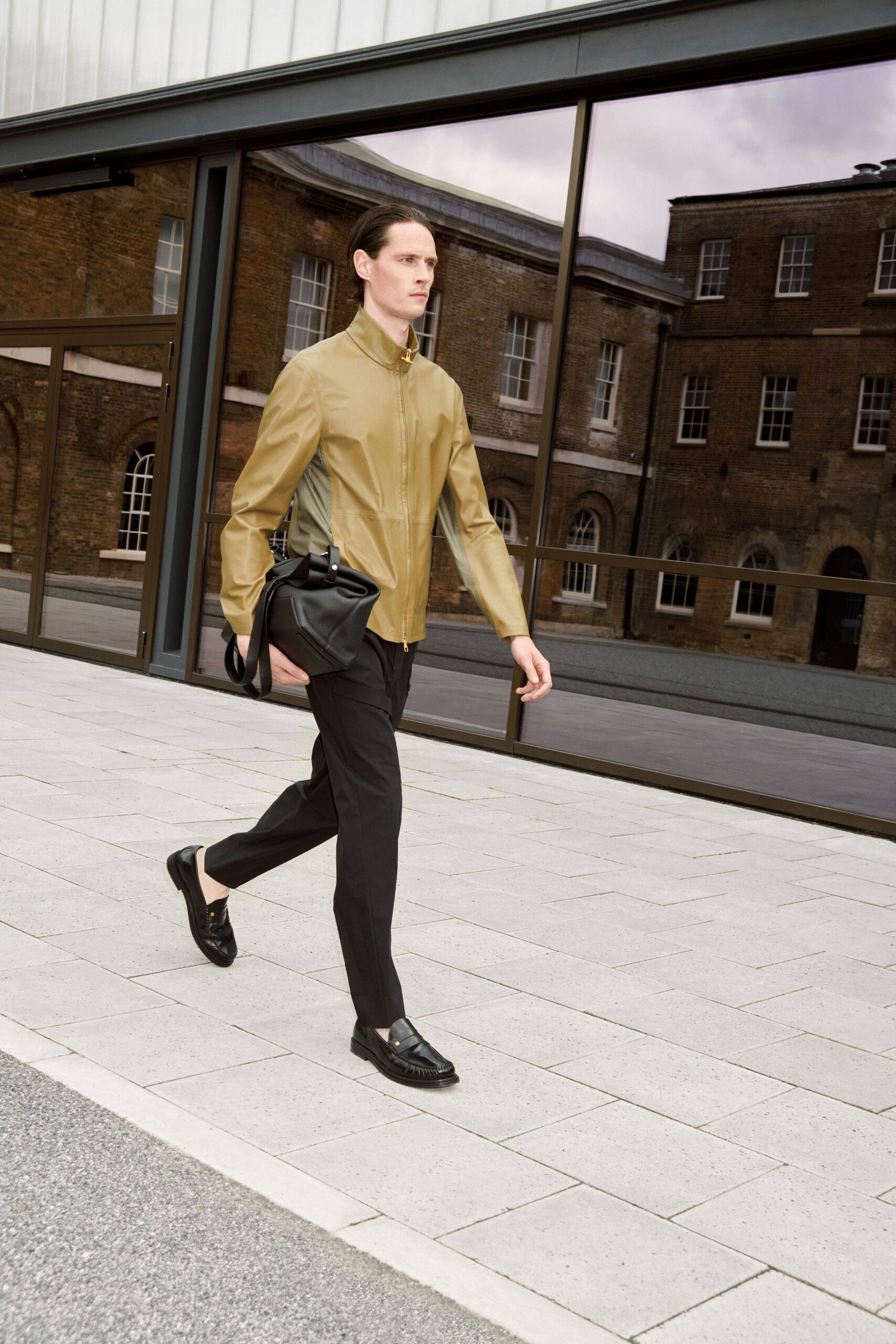 Dunhill S/S 23 Menswear Look 18