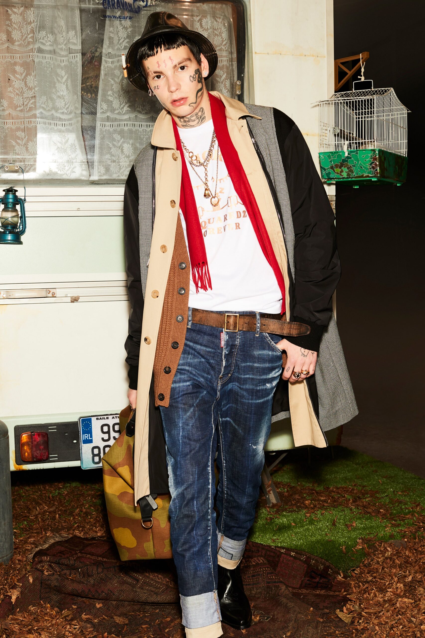 Dsquared2 F/W 21 Look 19
