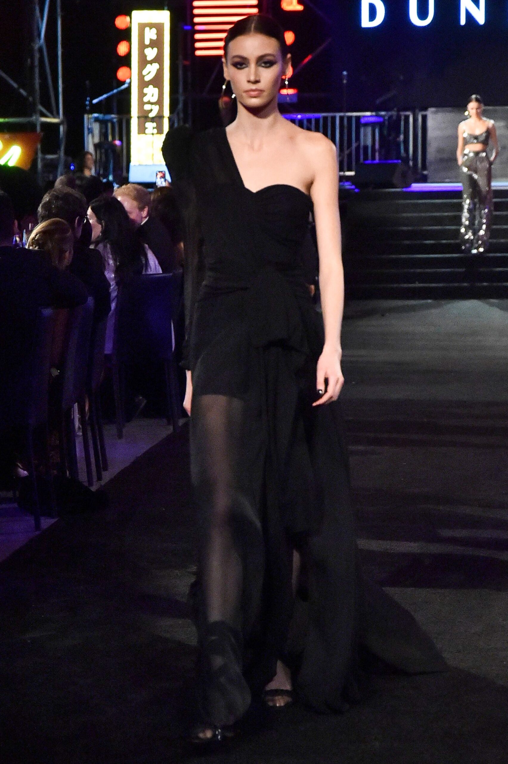 Dundas S/S 19 Couture Look 19