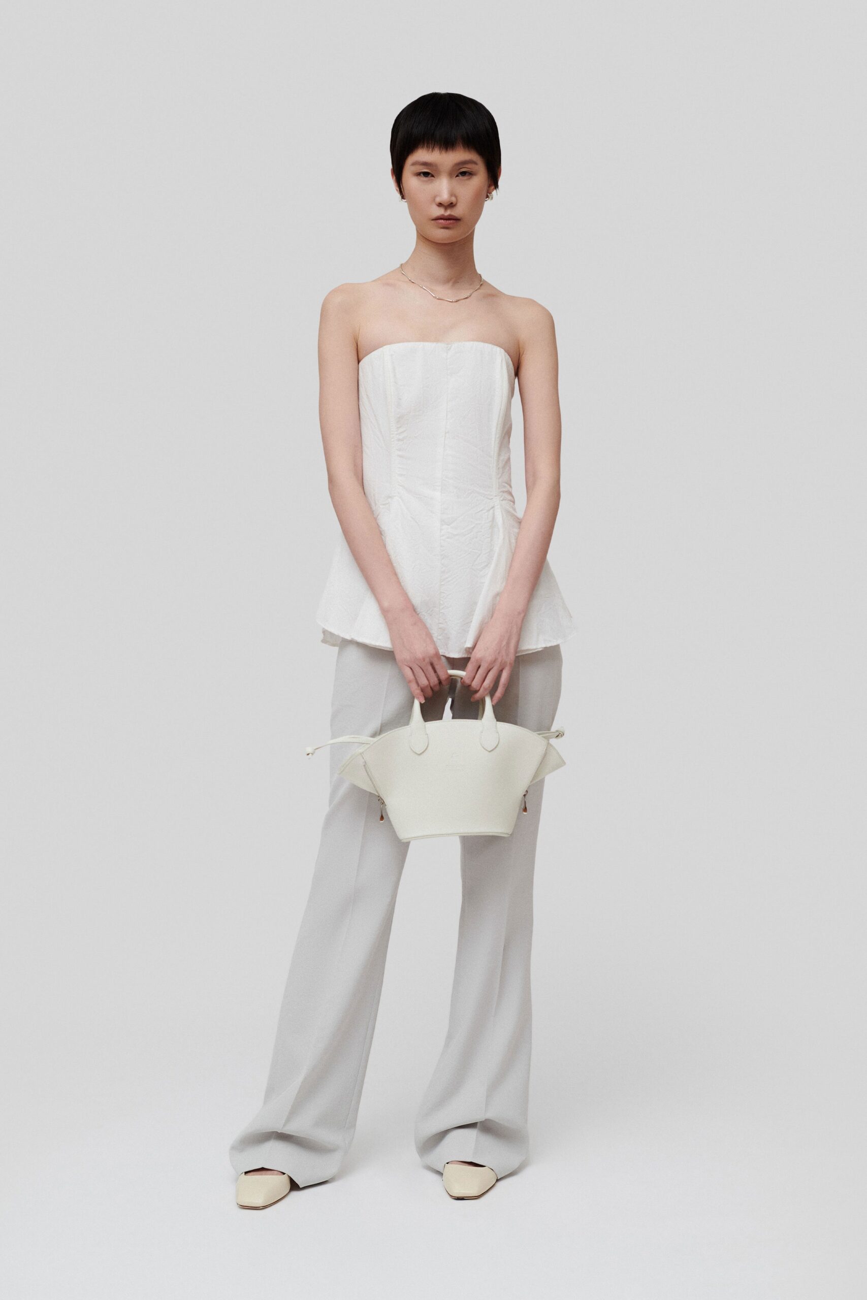 Deveaux F/W 23 Look 18
