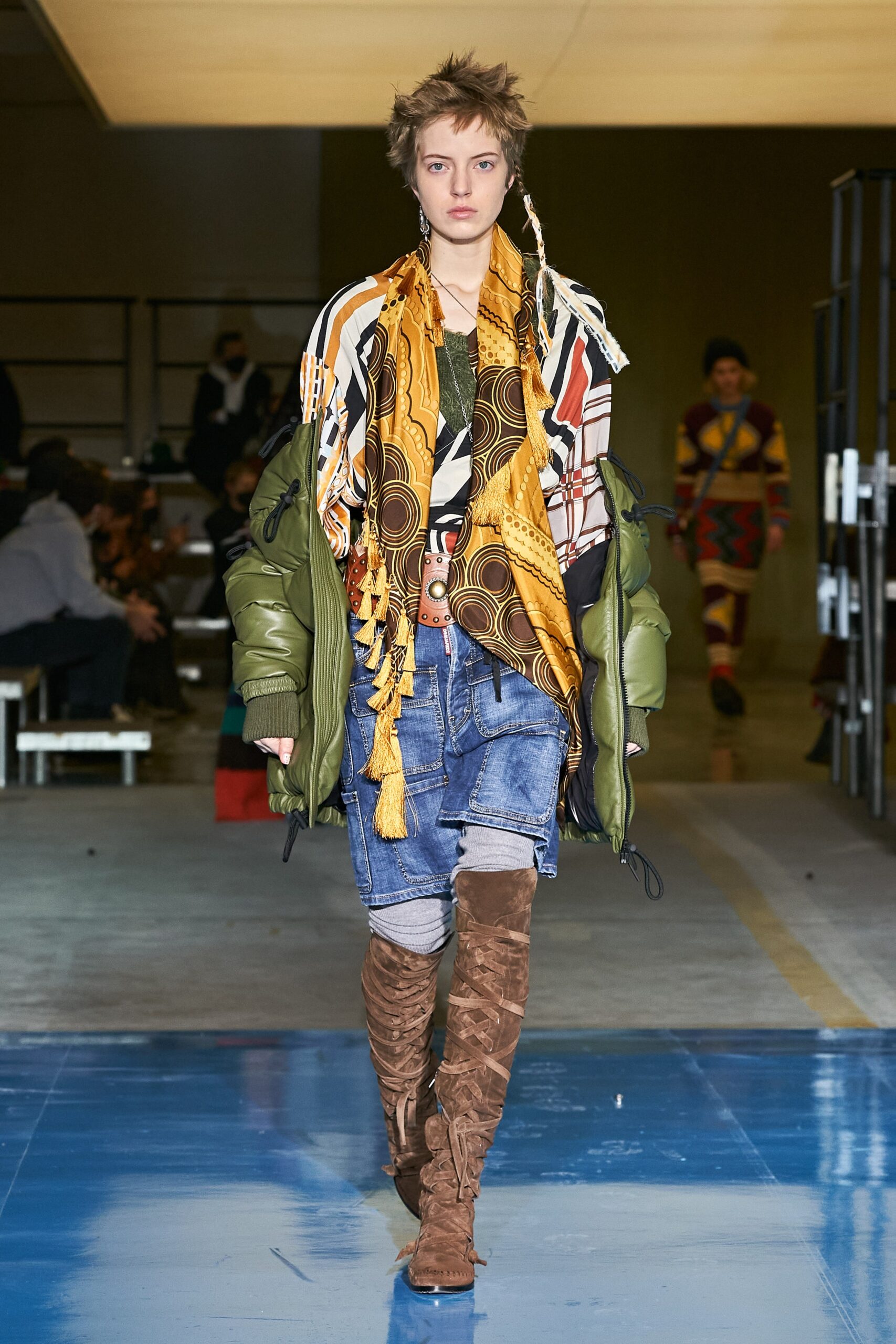 Dsquared2 F/W 22 Look 19