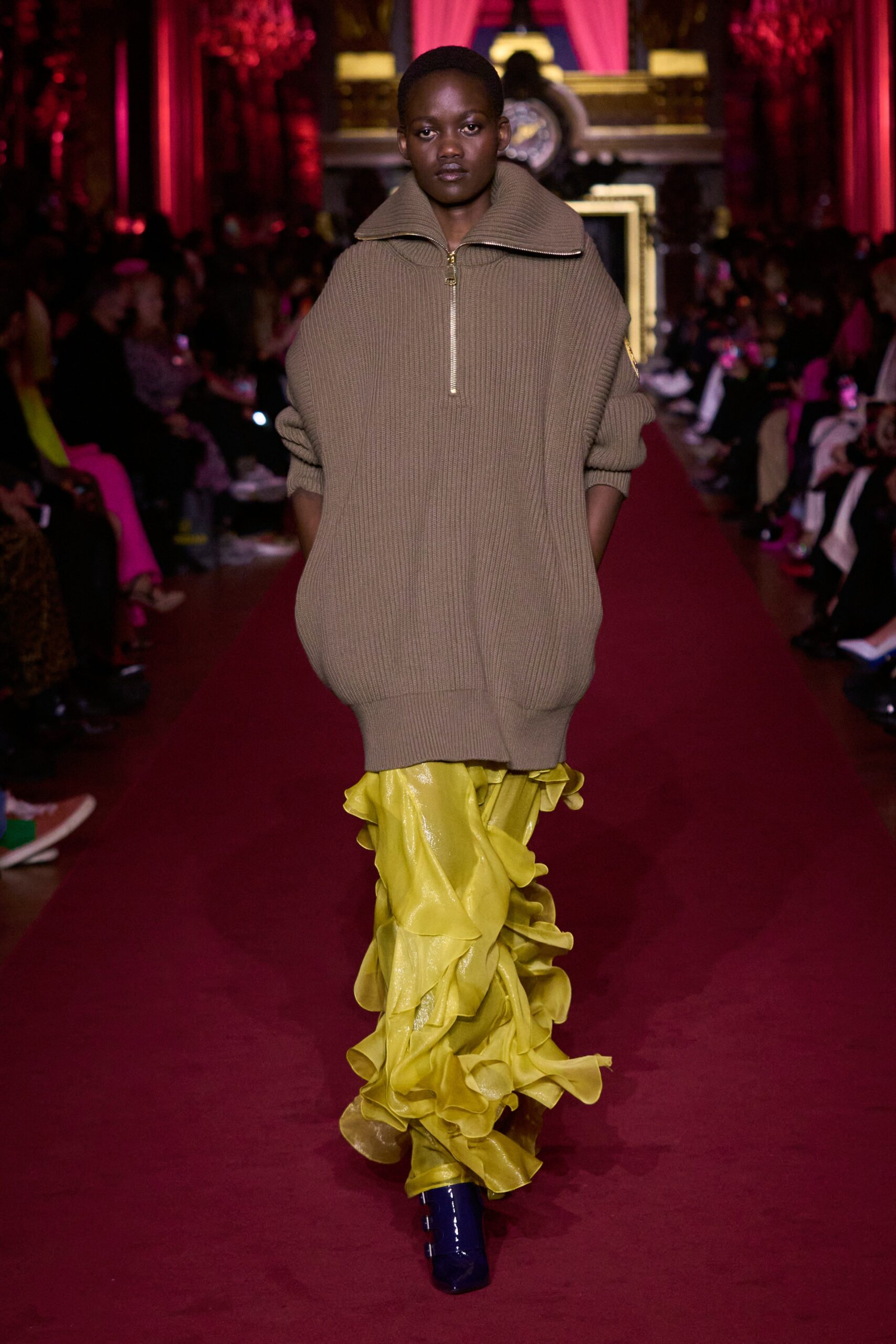 Dundas F/W 23 Look 19