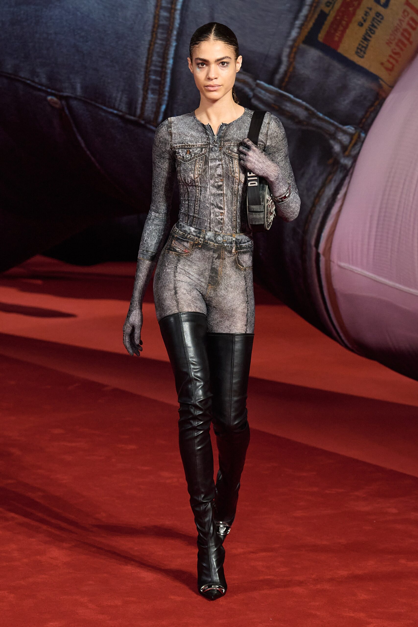 Diesel F/W 22 Look 20