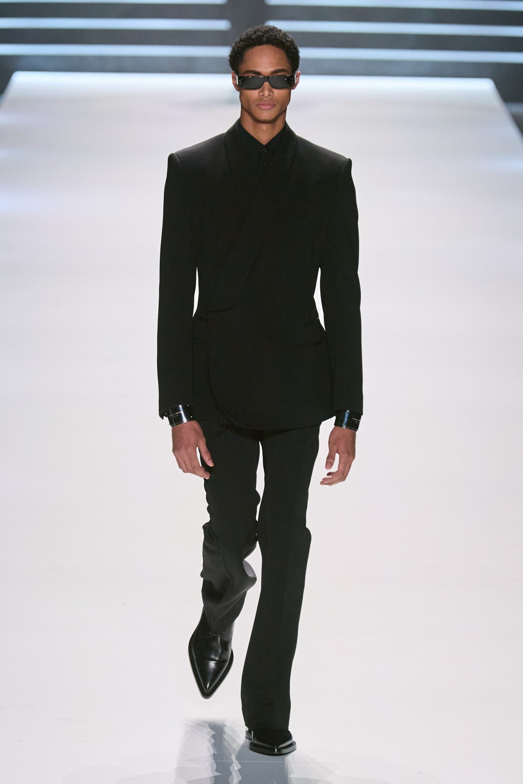 Dolce & Gabbana F/W 23 Menswear Look 20