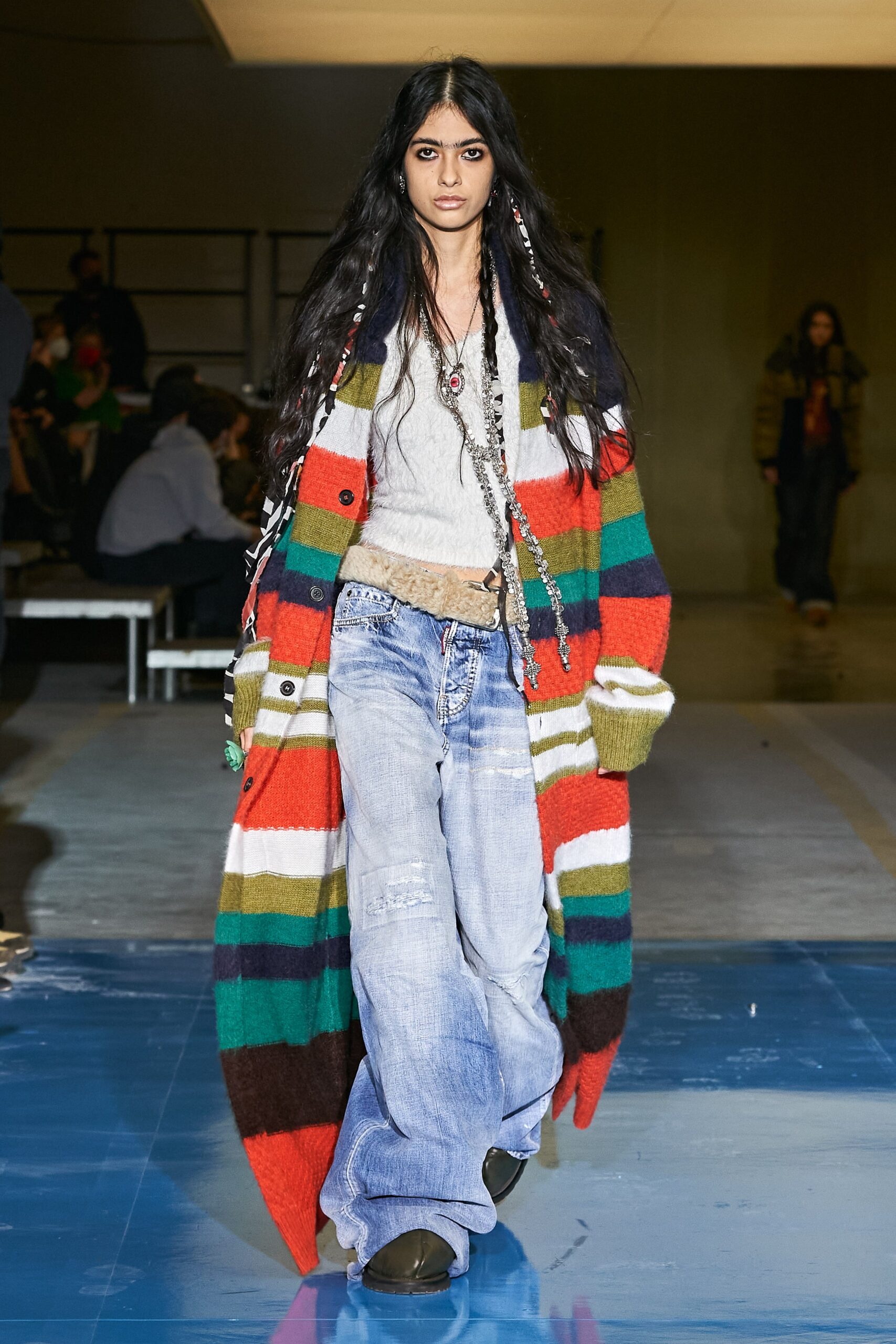 Dsquared2 F/W 22 Look 20