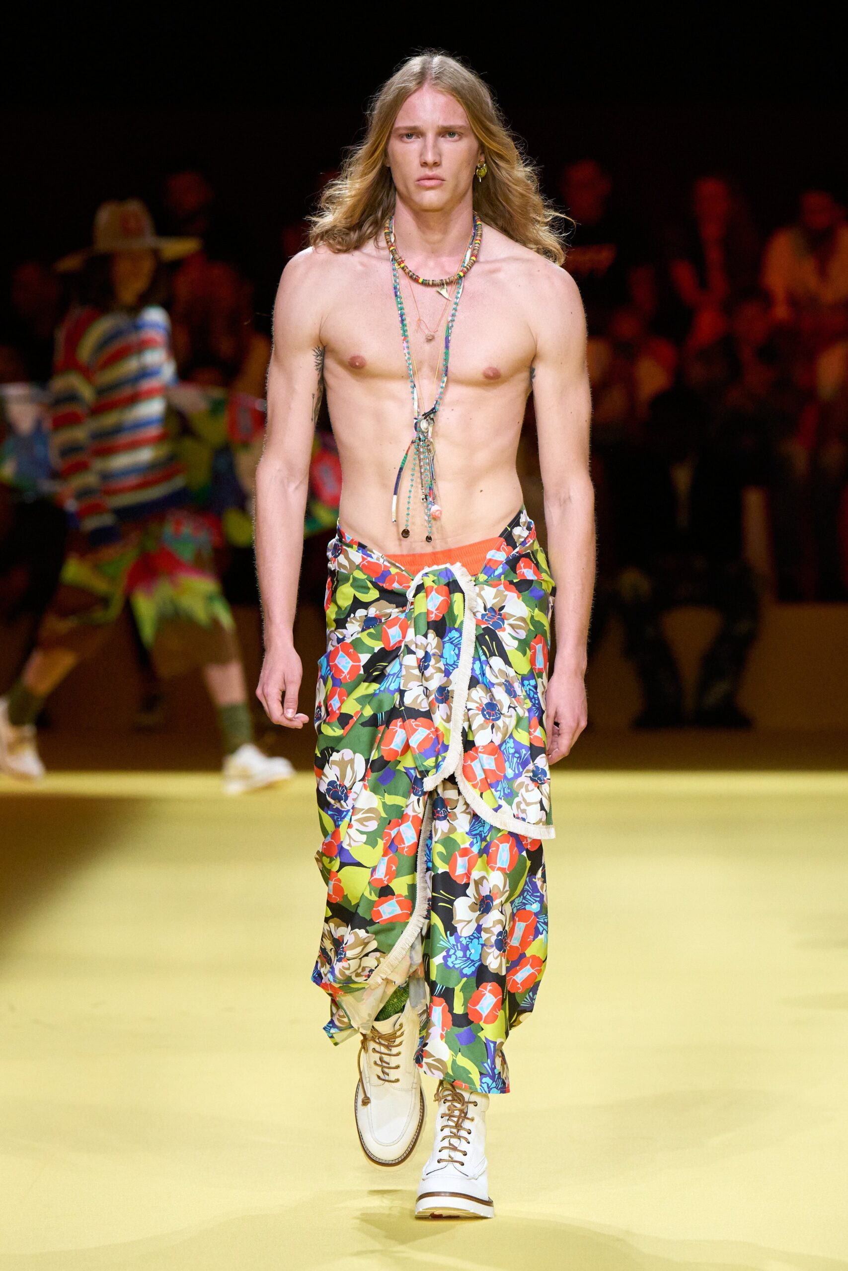 Dsquared2 S/S 23 Menswear Look 20