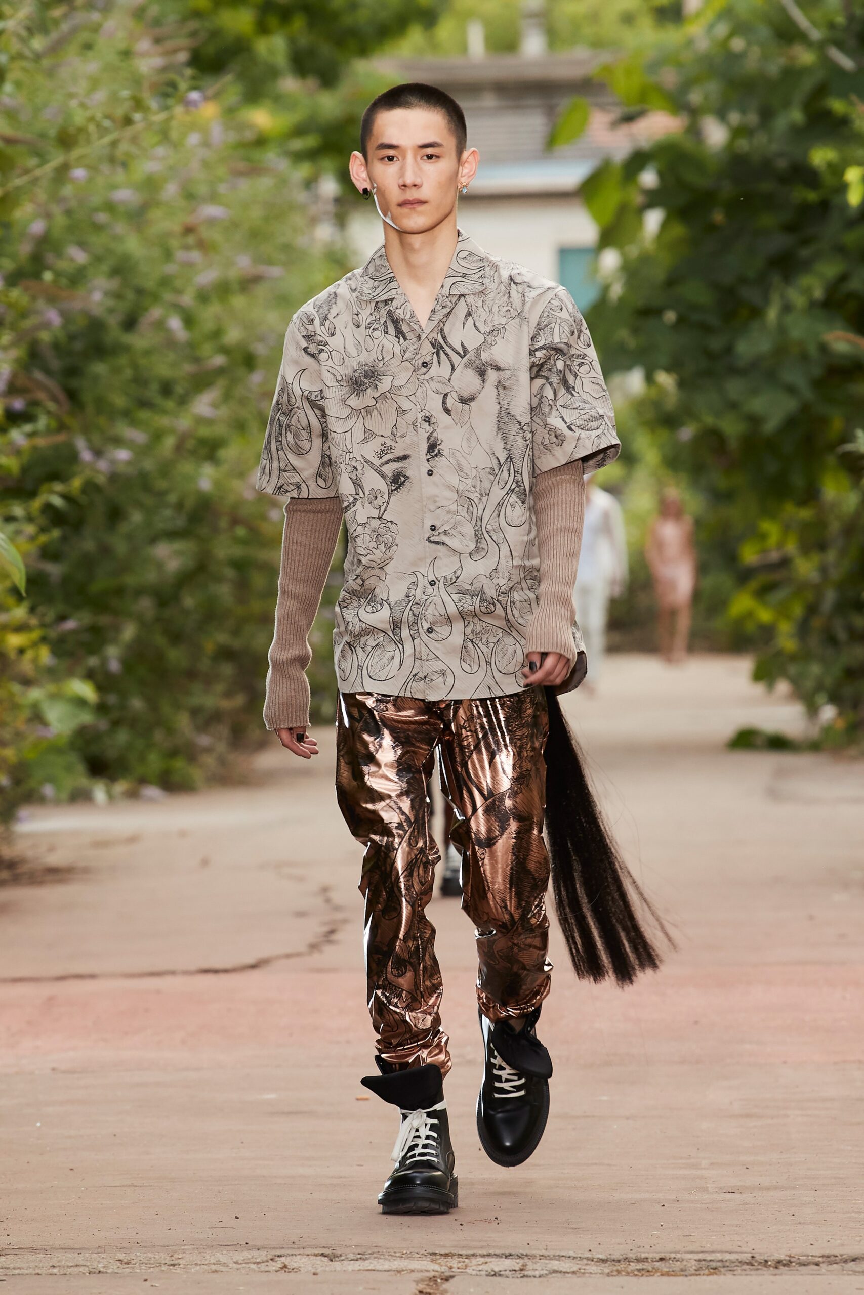 Dsquared2 S/S 22 Menswear Look 21
