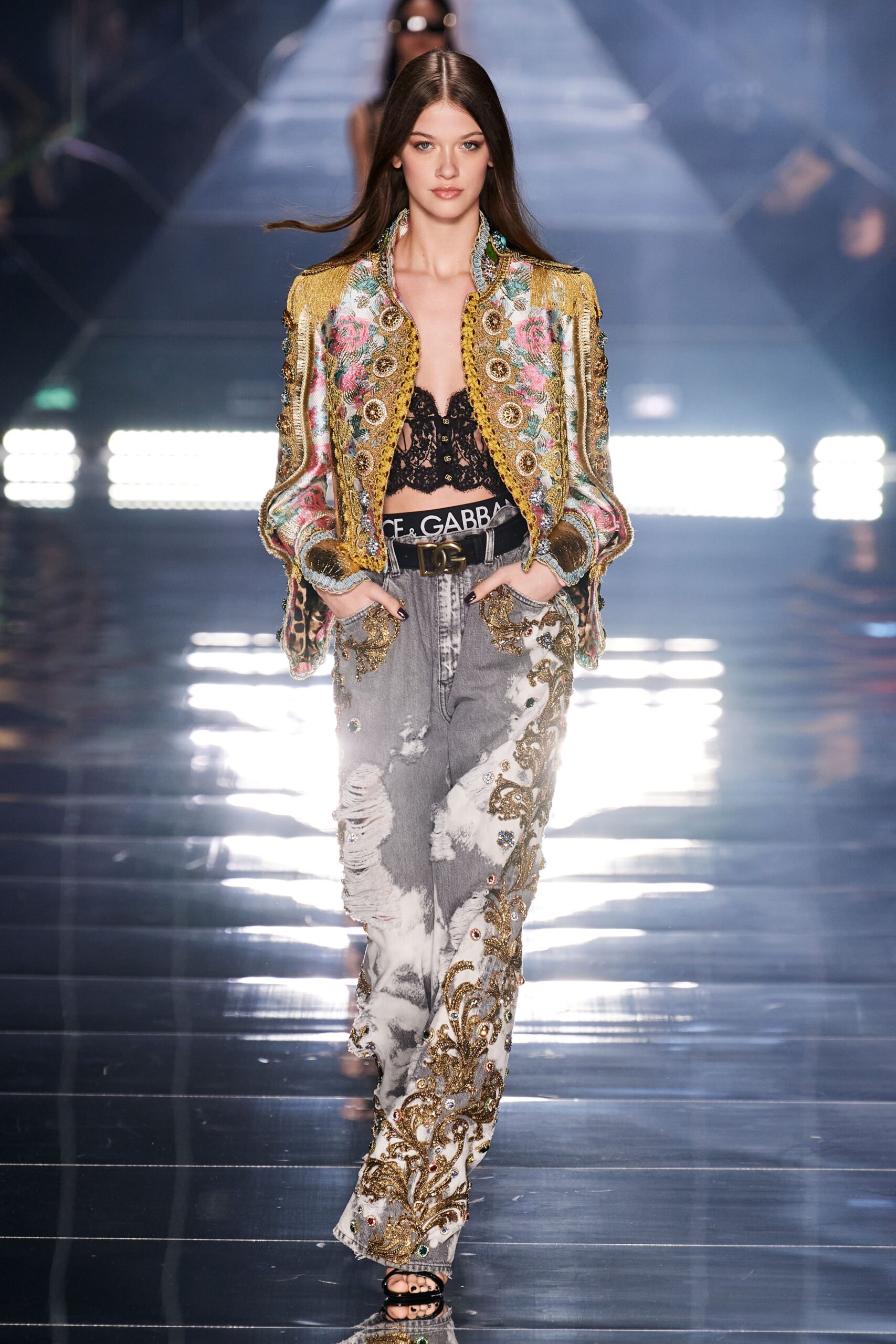 Dolce & Gabbana S/S 22 Look 21